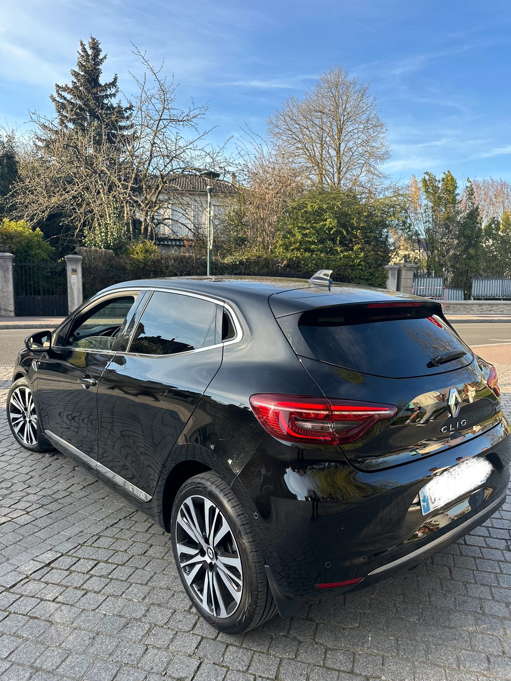 Renault Clio E-tech avec Caméra de recul