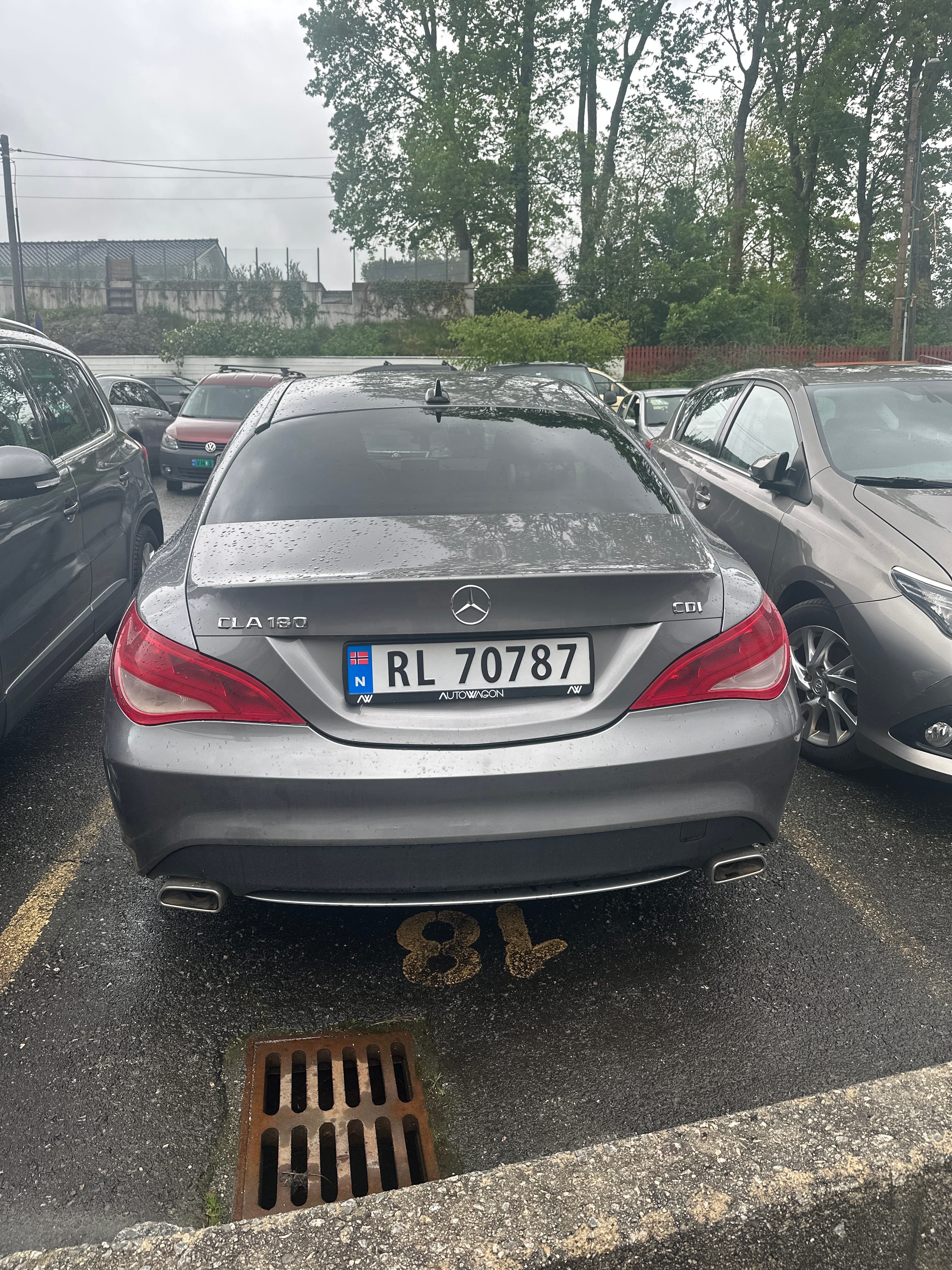 Mercedes-Benz CLA 180 med Bluetooth audio