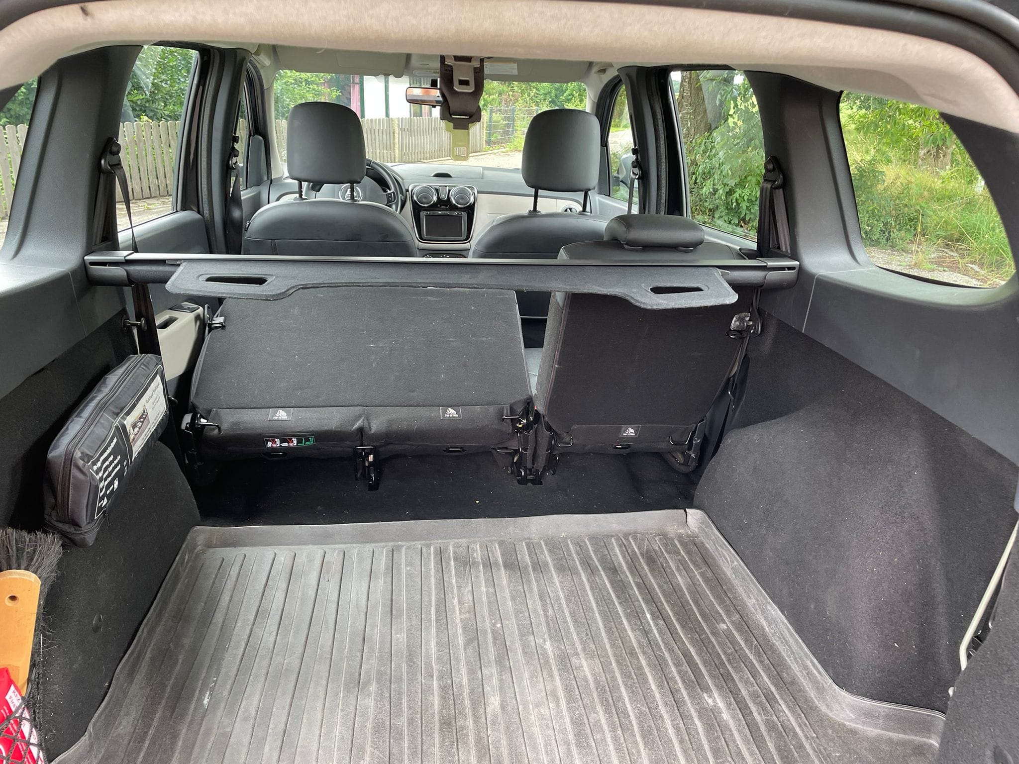 Dacia Lodgy with Audio / iPod input
