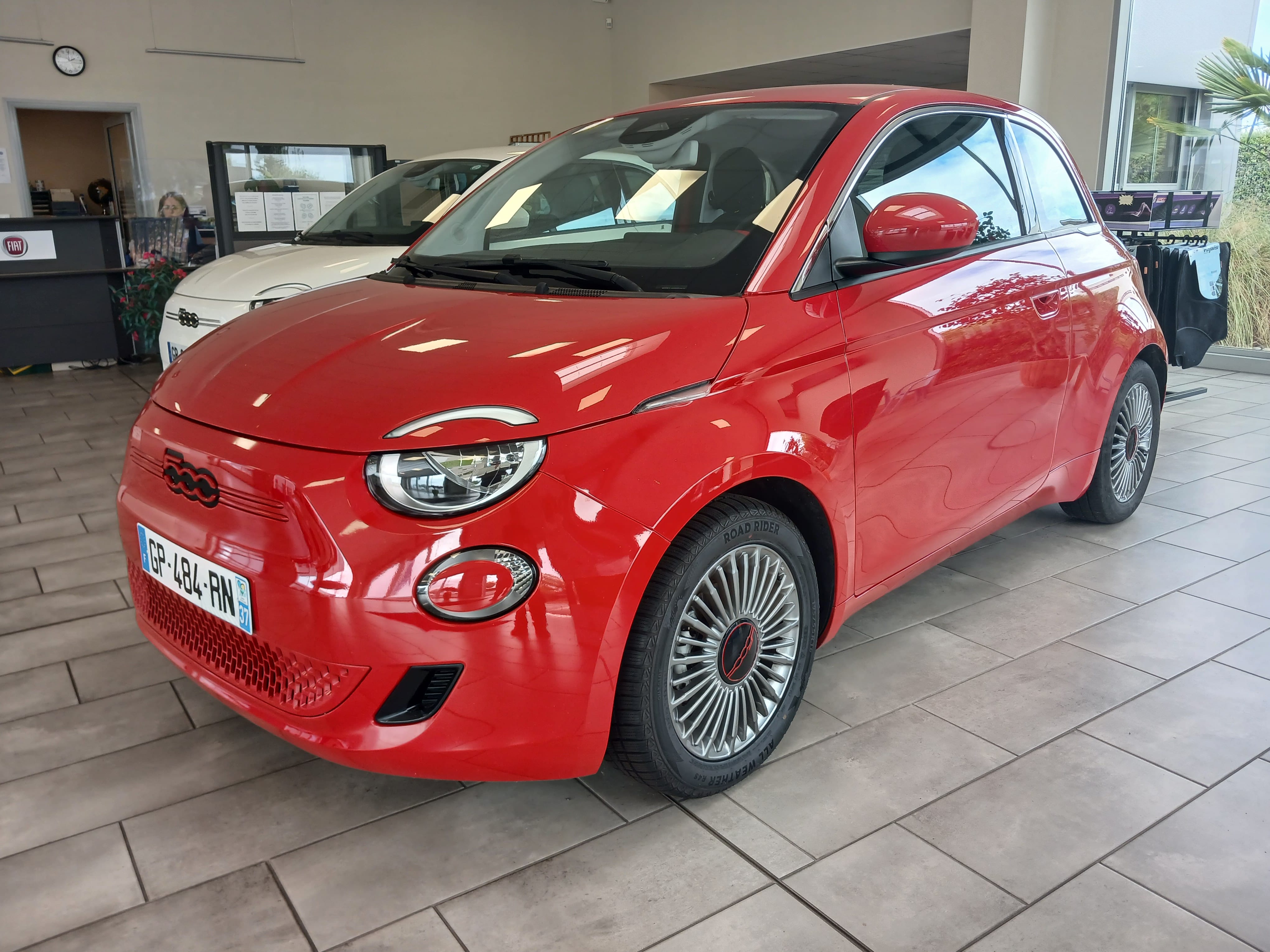 Fiat 500e Red Electrique, 2023, Électrique, automatique