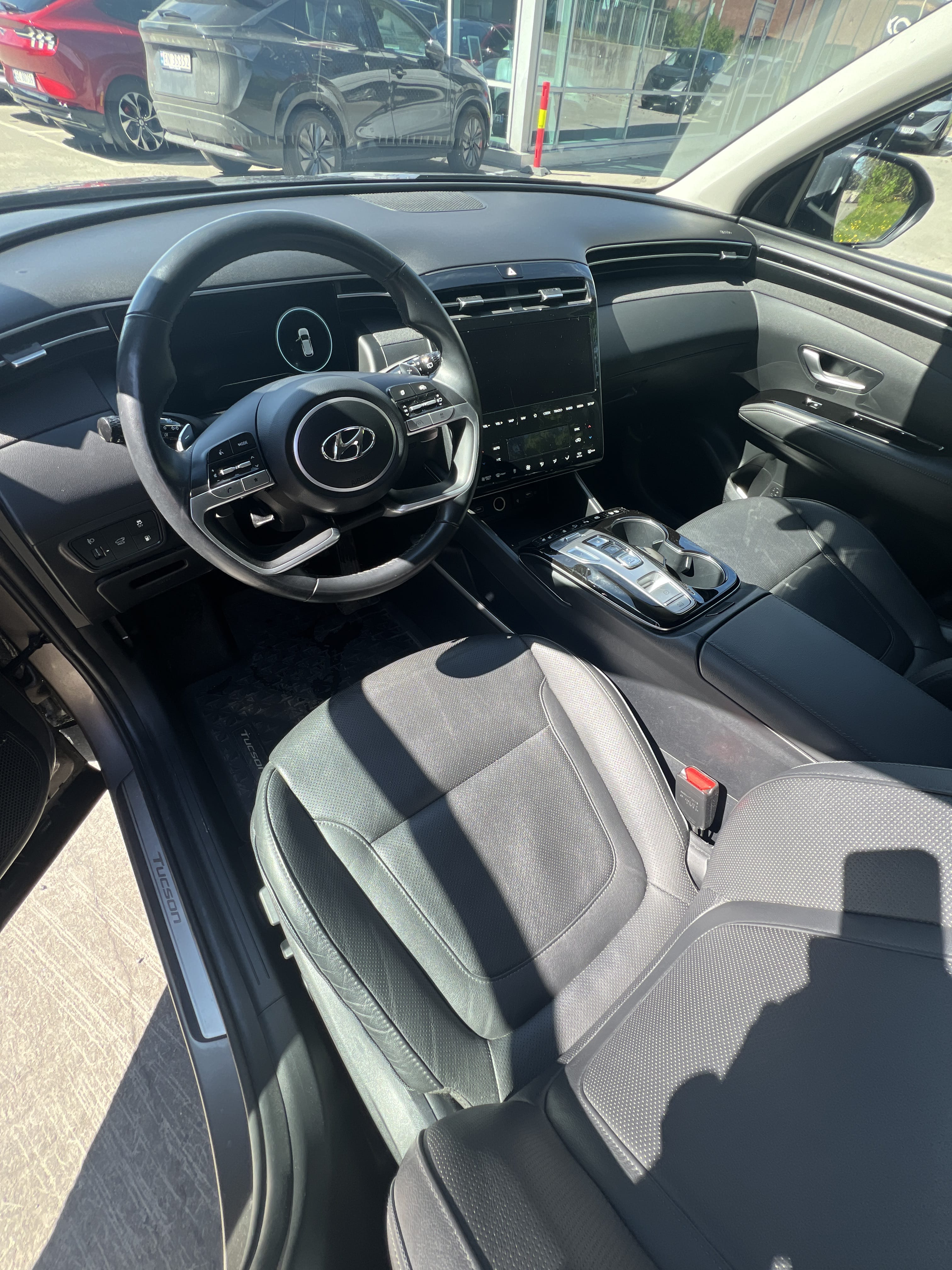 Hyundai Tucson Hybrid Limited with GPS