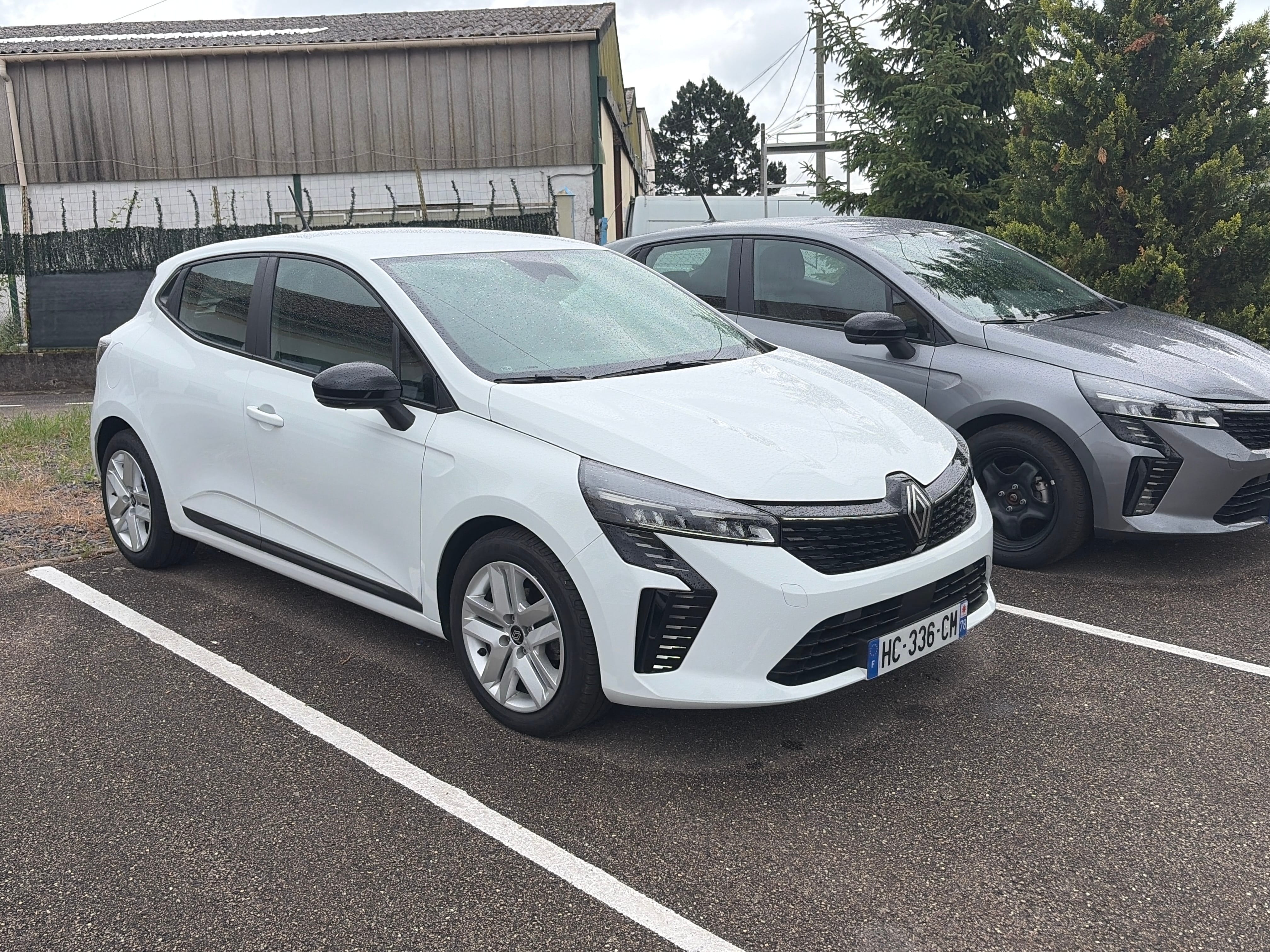 Renault Clio, 2025, Essence 95