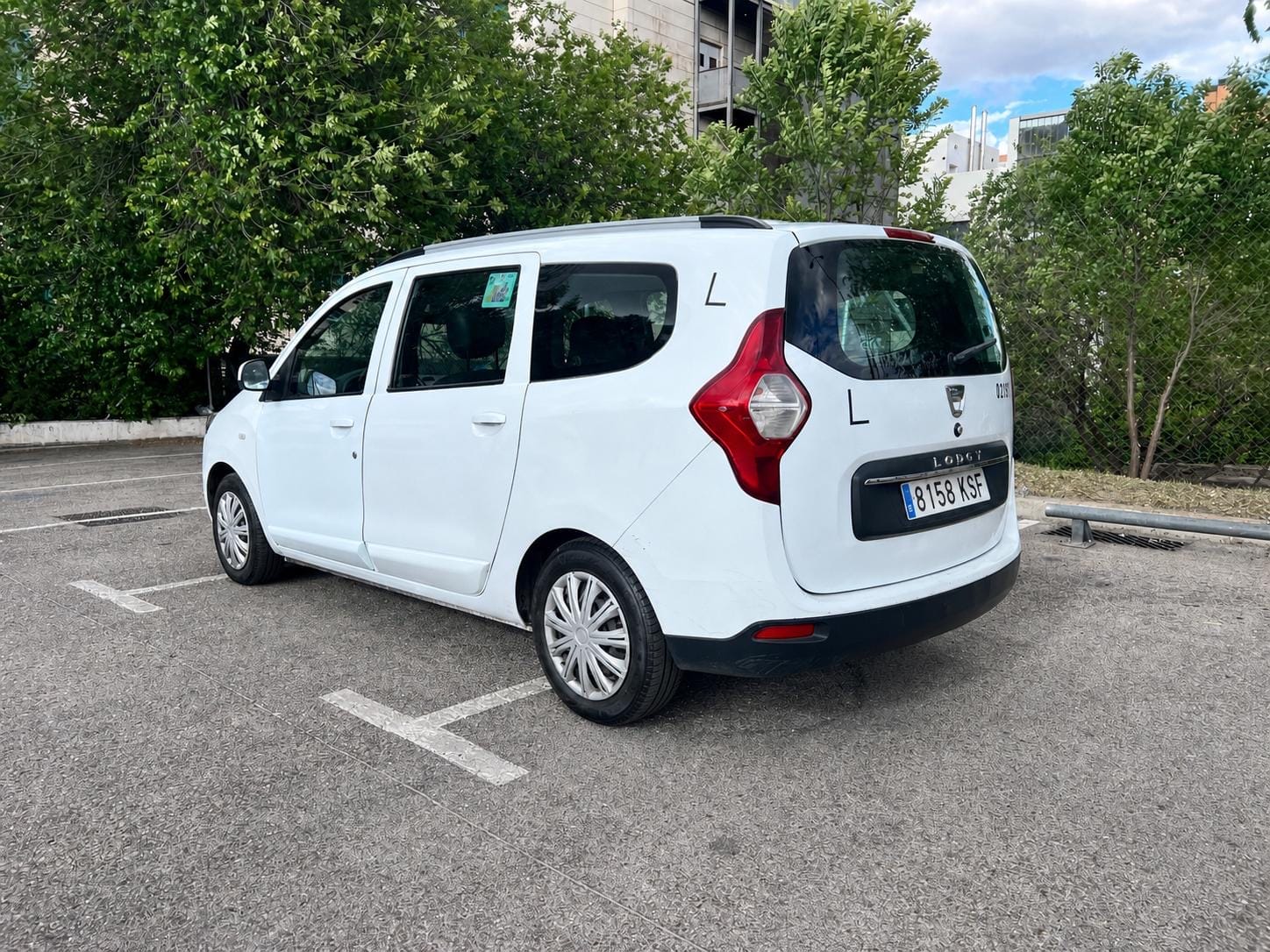 Dacia Lodgy avec GPS