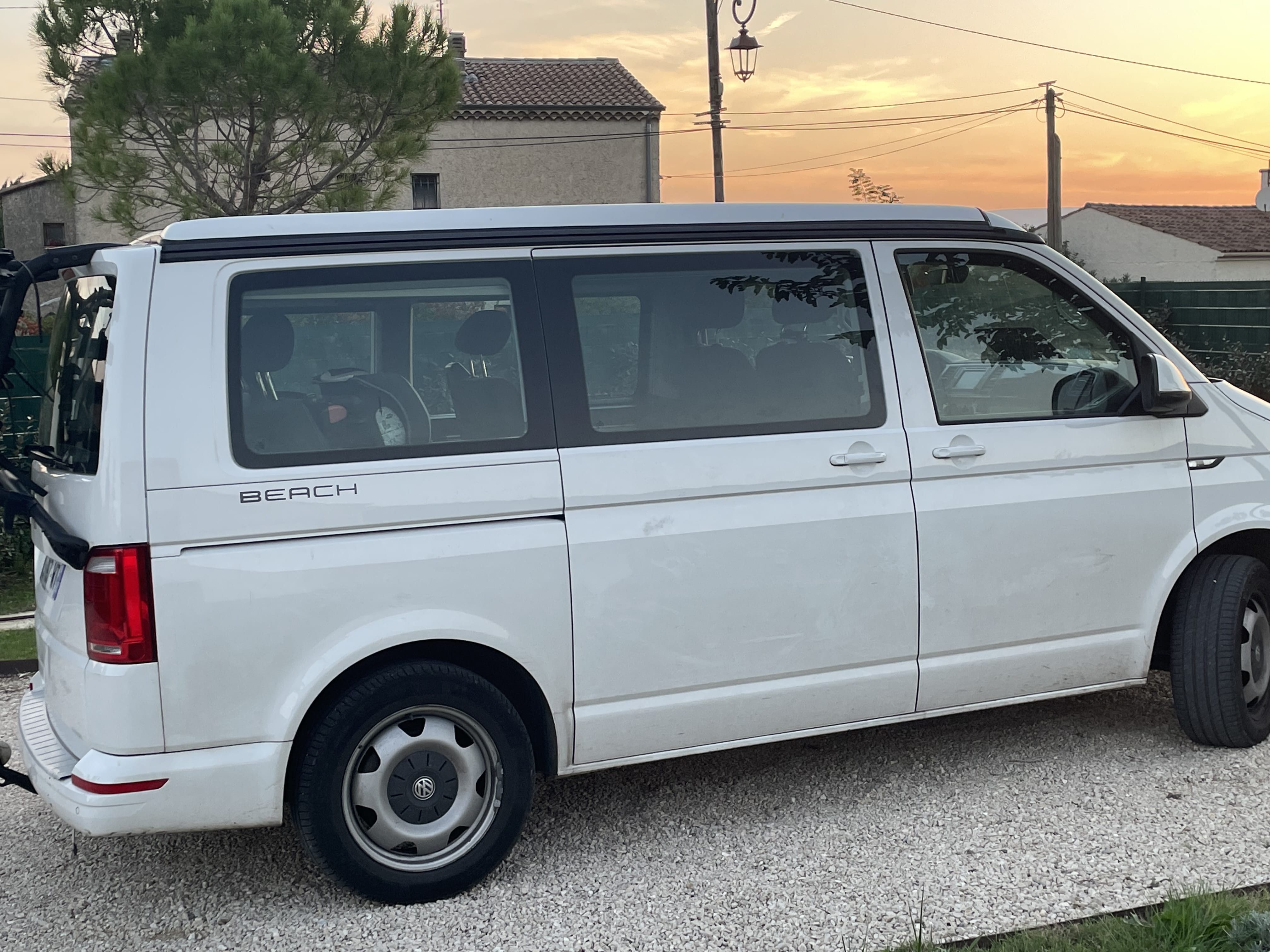 Volkswagen California Beach avec Climatisation