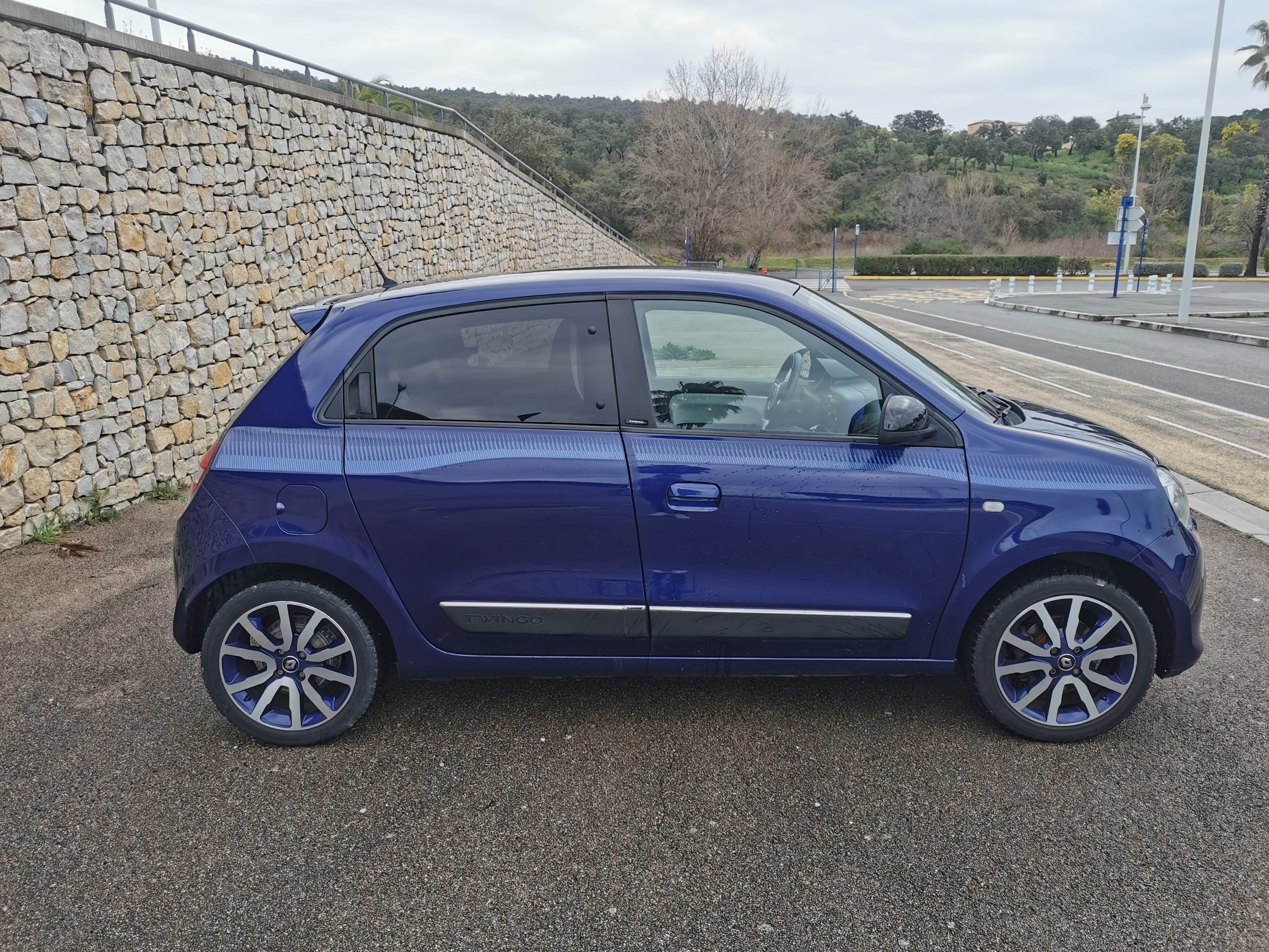 Renault Twingo III avec Climatisation