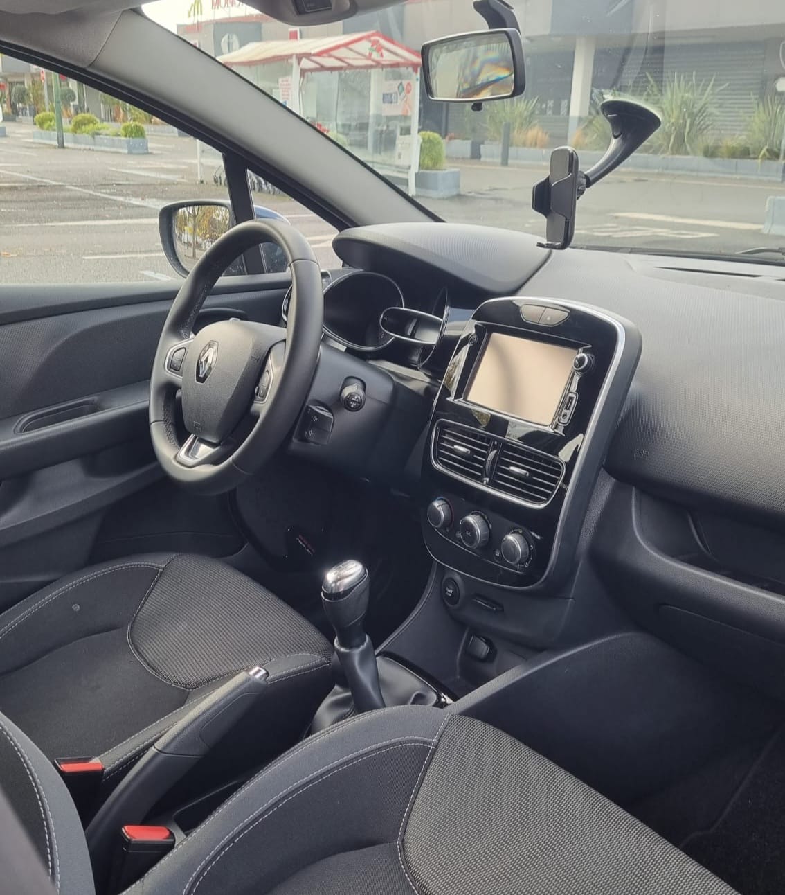 Renault Clio avec Régulateur de vitesse