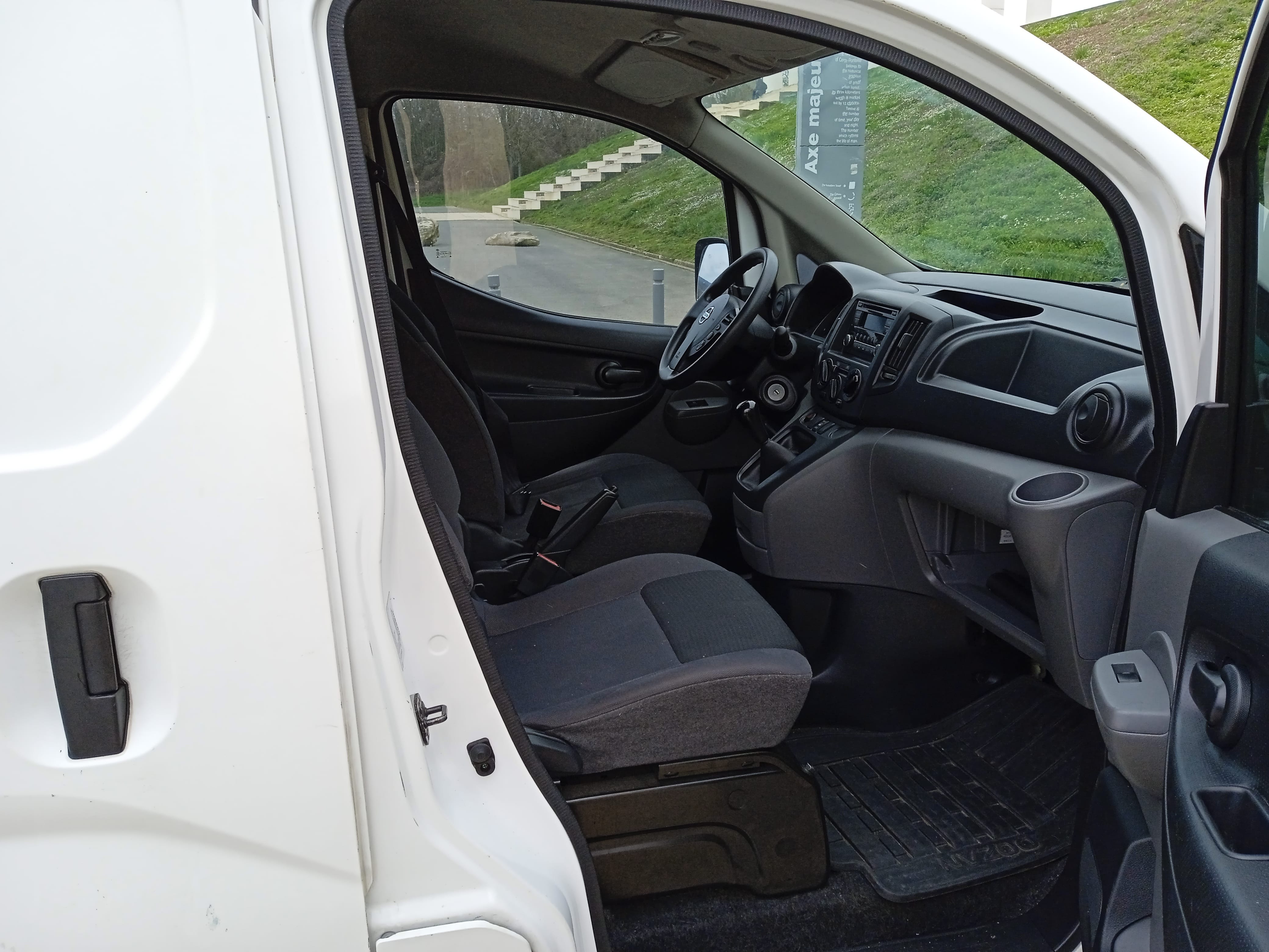 Nissan NV200