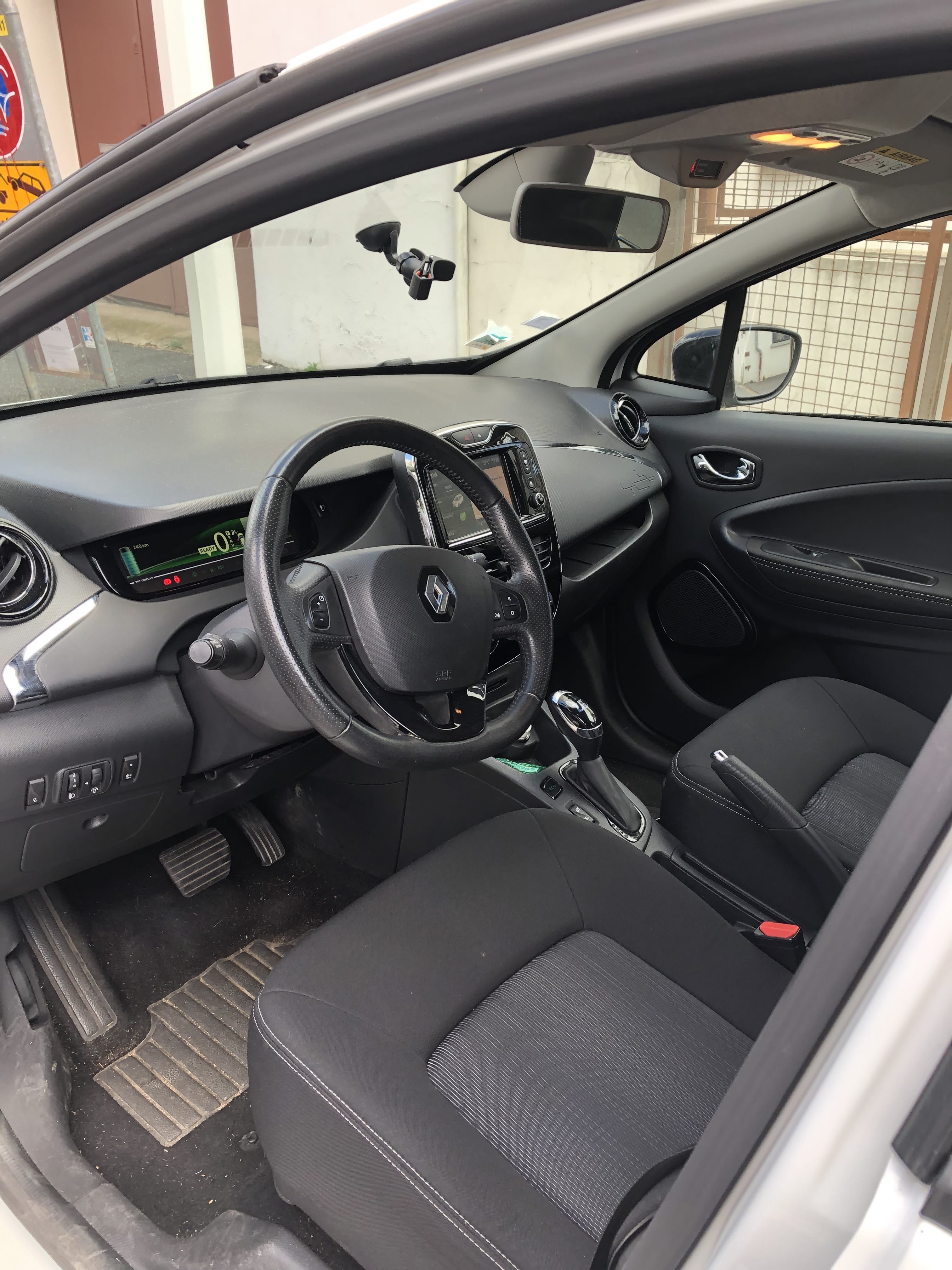Renault ZOE avec GPS