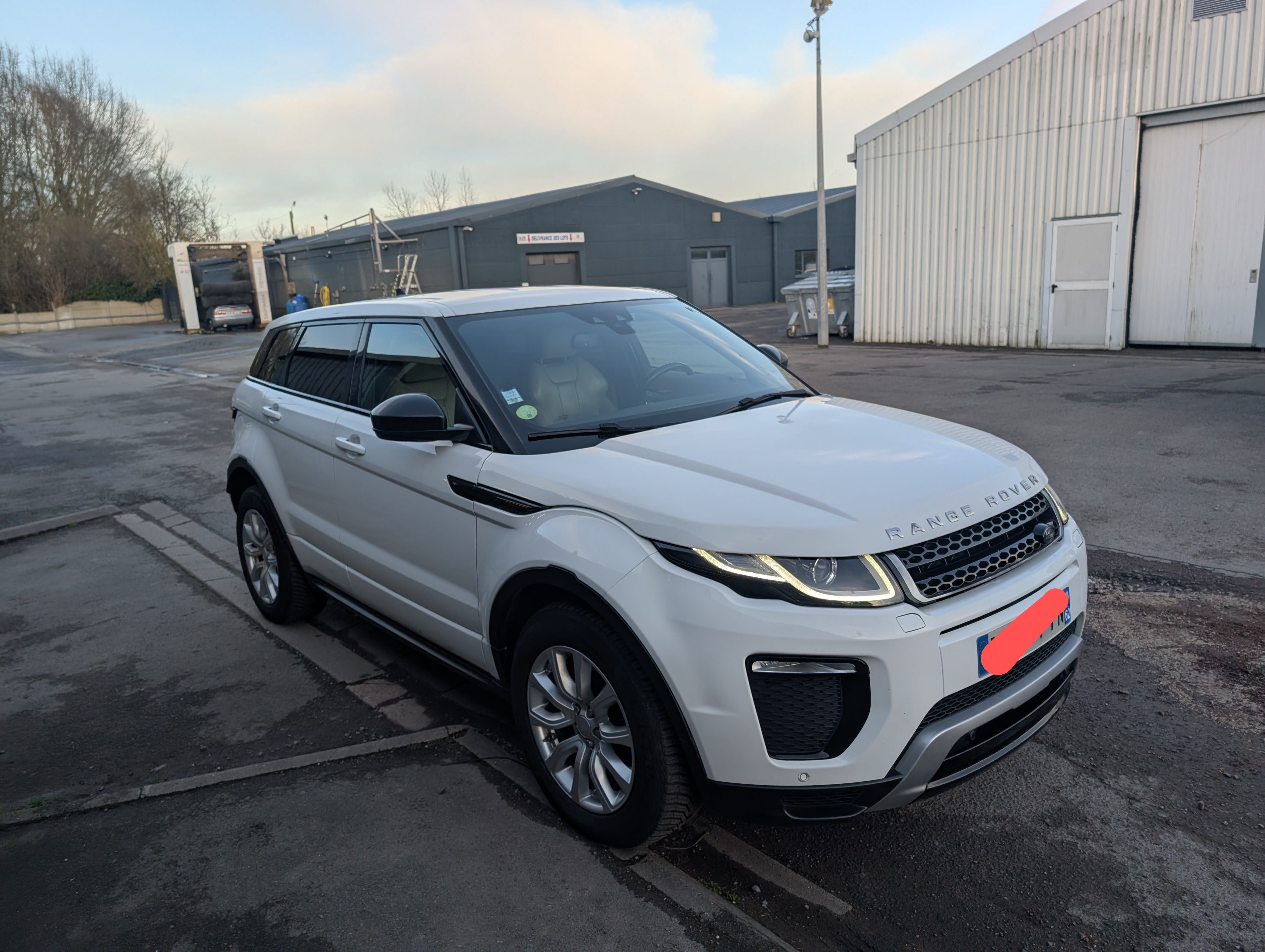 Land-Rover Range Rover Evoque R-Dynamic SE, 2015, Diesel