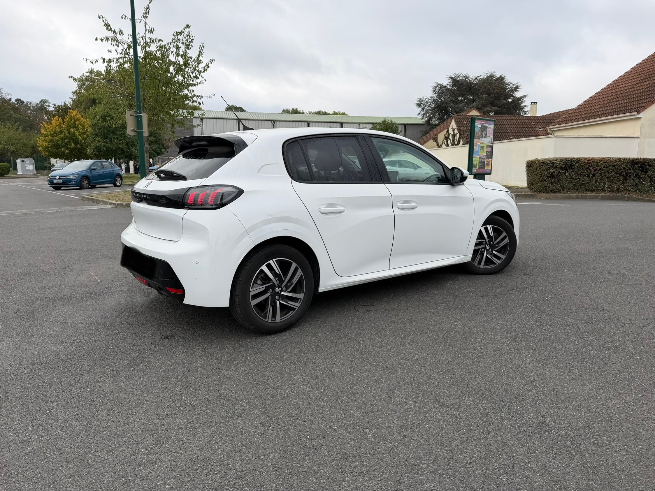 Peugeot 208 avec Régulateur de vitesse