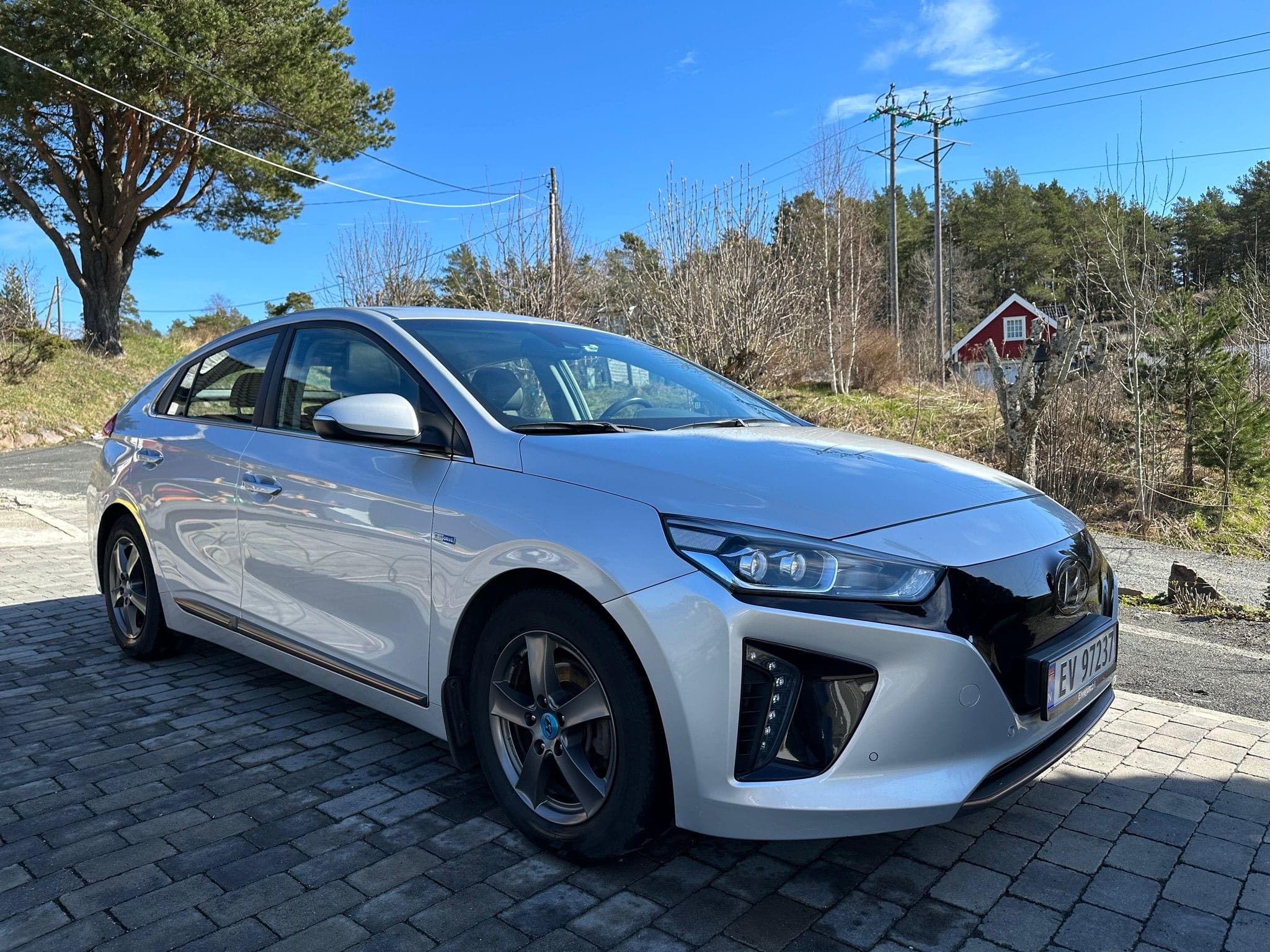 Hyundai Ioniq med Aircondition