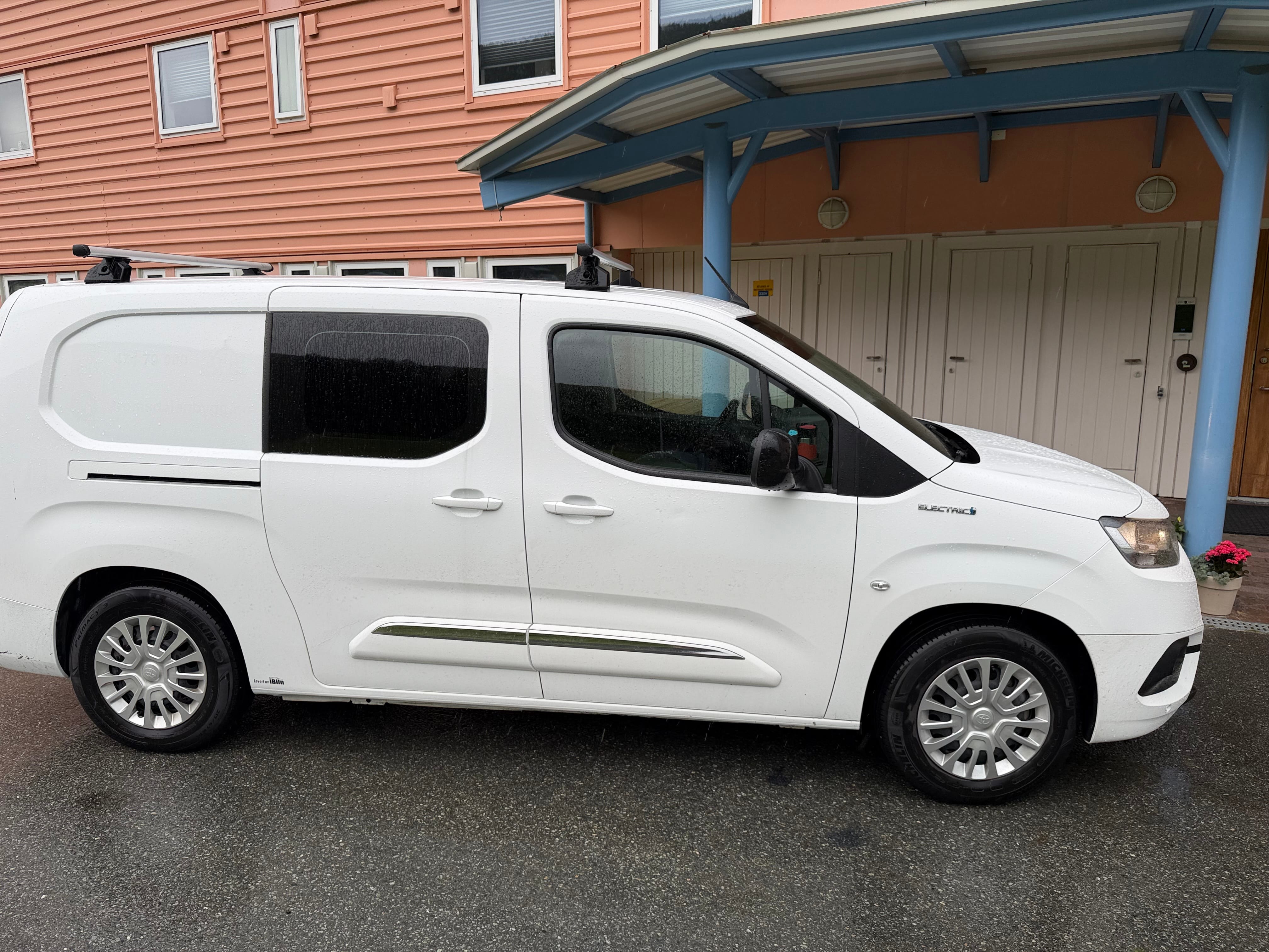 Toyota Proace City Electric 270km med Aircondition