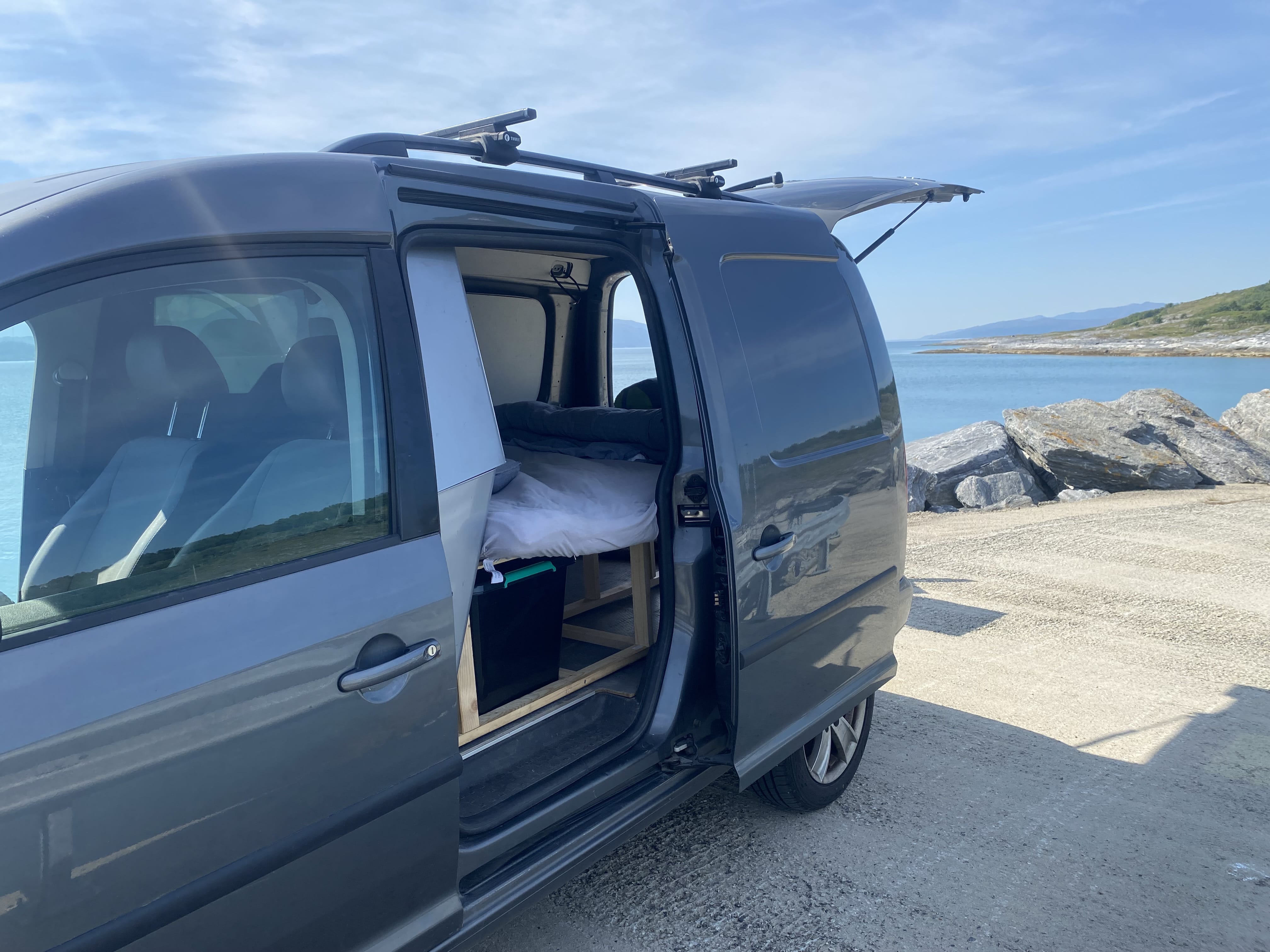 Volkswagen Caddy Maxi Campervan med Babysete