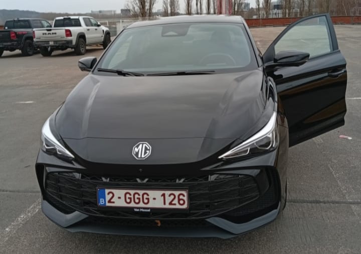 MG MG3 Hybrid + luxury pack met Cruise control