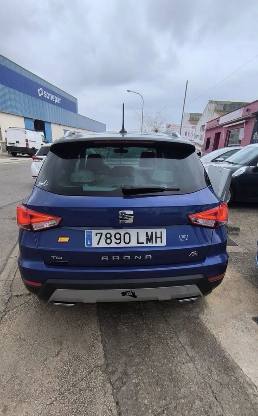 Seat Arona FR TGI. Eco GNC-GASOLINA con Cámara de marcha atrás