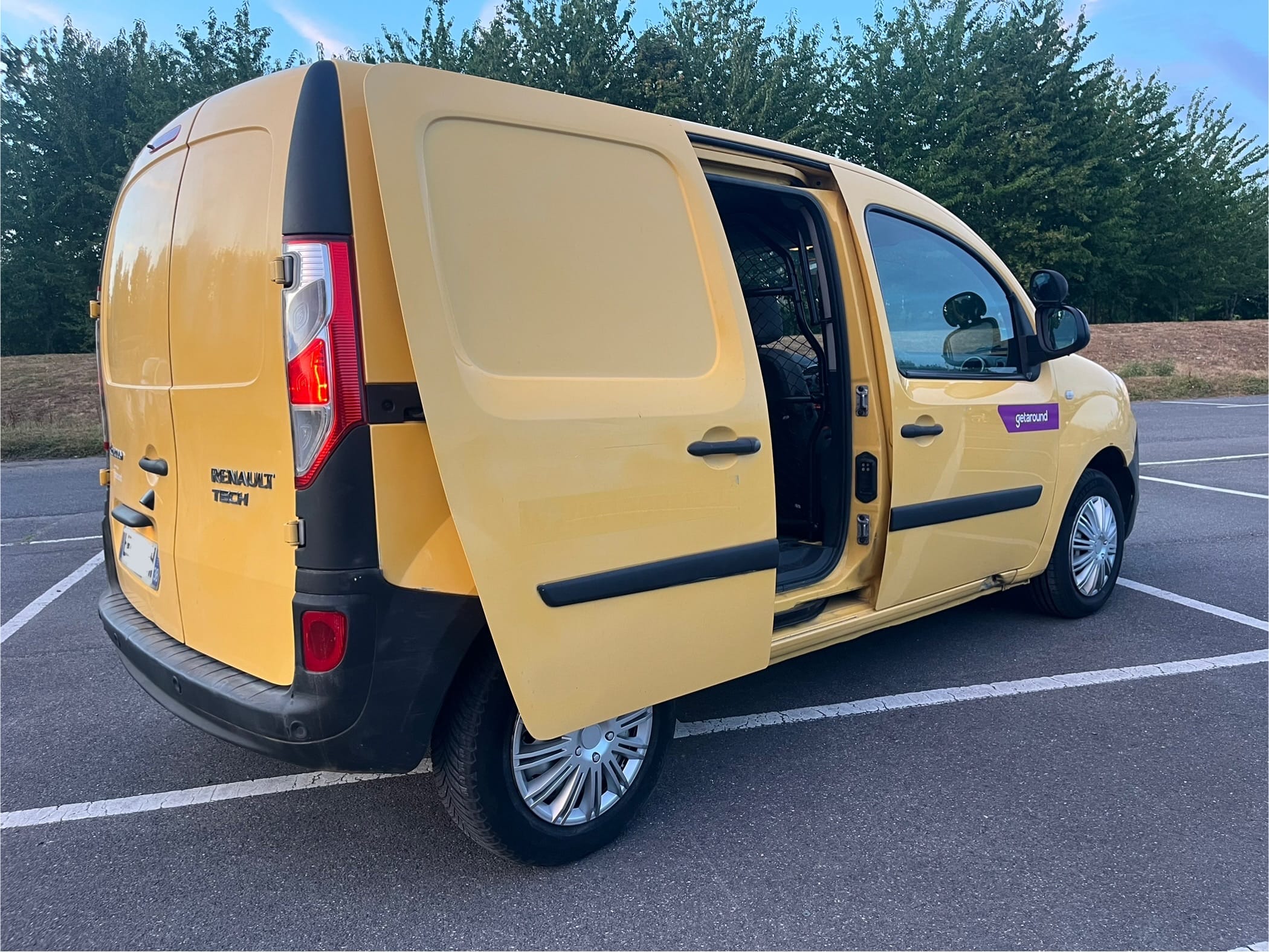 Renault Kangoo Express avec Autoradio
