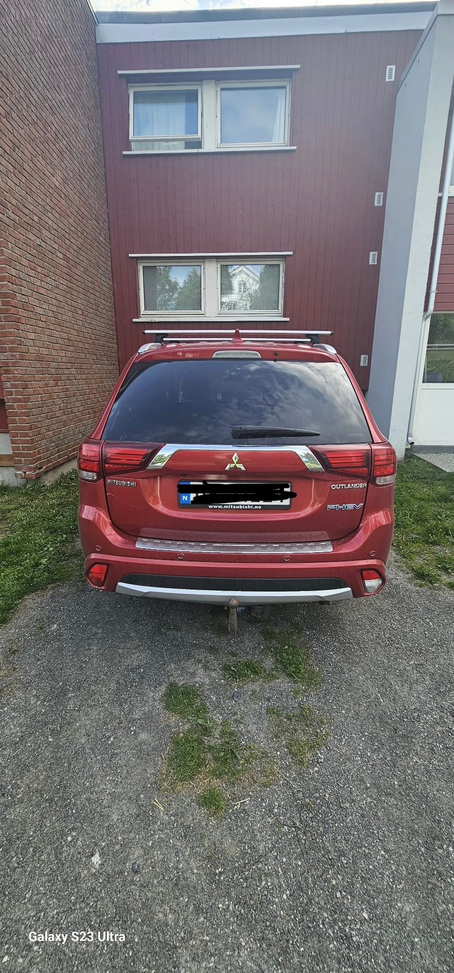 Mitsubishi Outlander PHEV SE