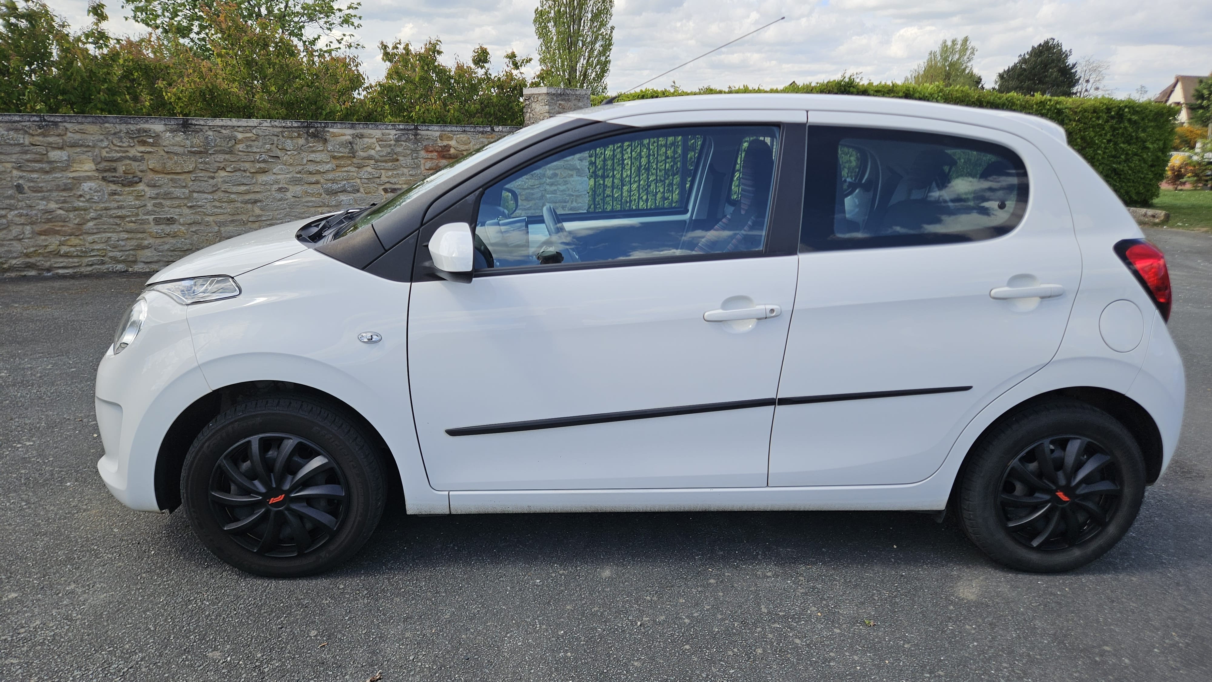 Citroen C1 II  VTI 72cv 4 places avec Audio Bluetooth
