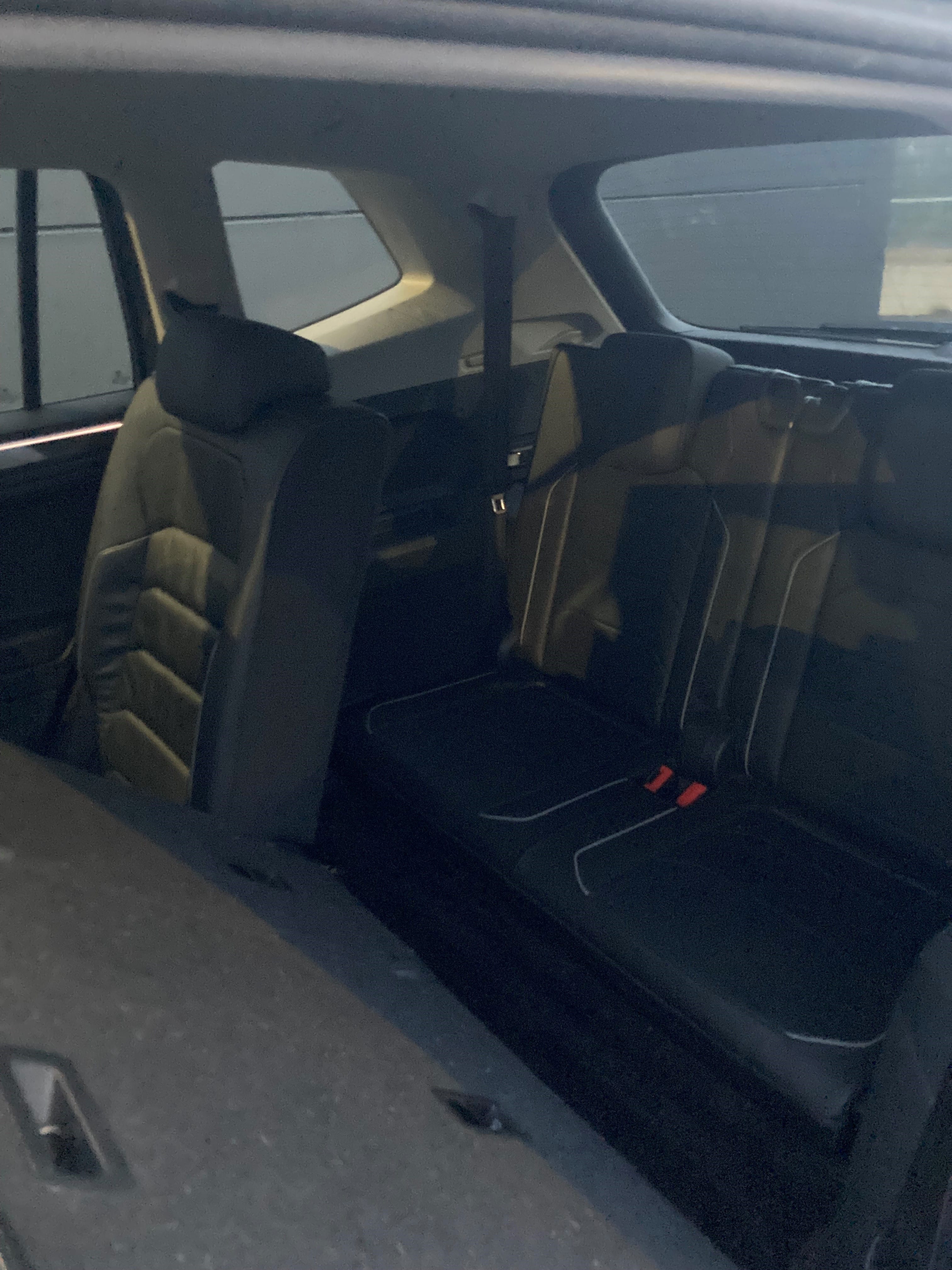 Volkswagen Tiguan SE R-Line Black 4MOTION 190 hp with Bluetooth audio