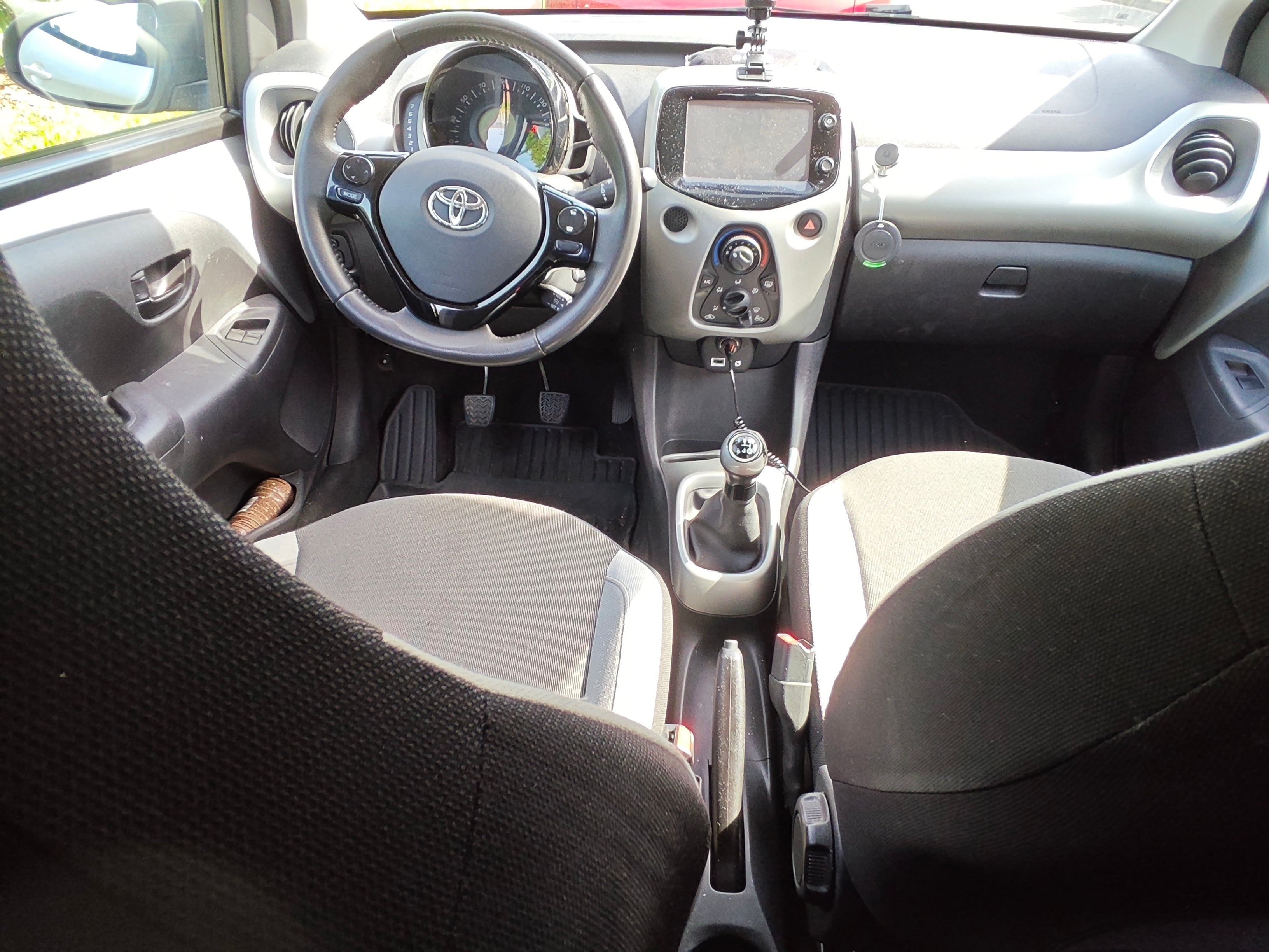 Toyota Aygo II avec Siège bébé