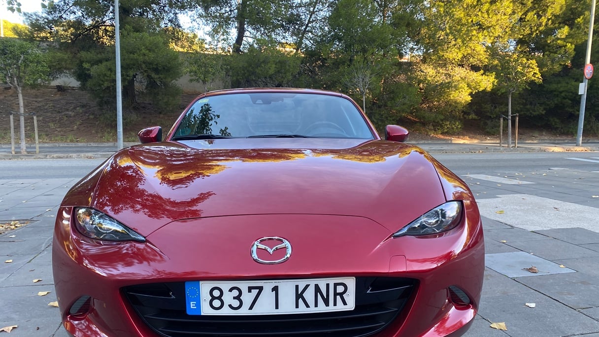 Mazda MX-5 Roadster con Control de velocidad