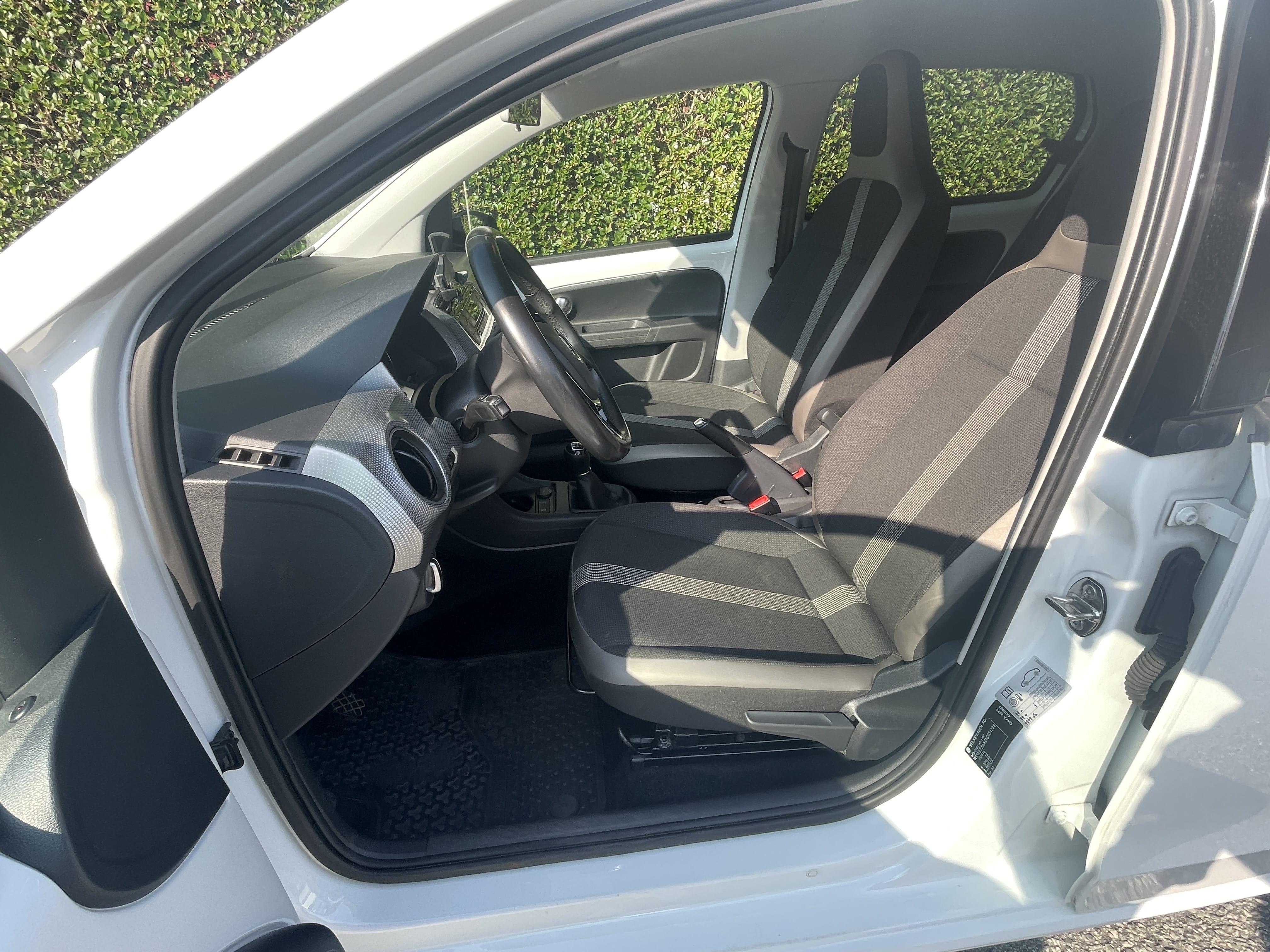 Volkswagen Up! with Cruise control