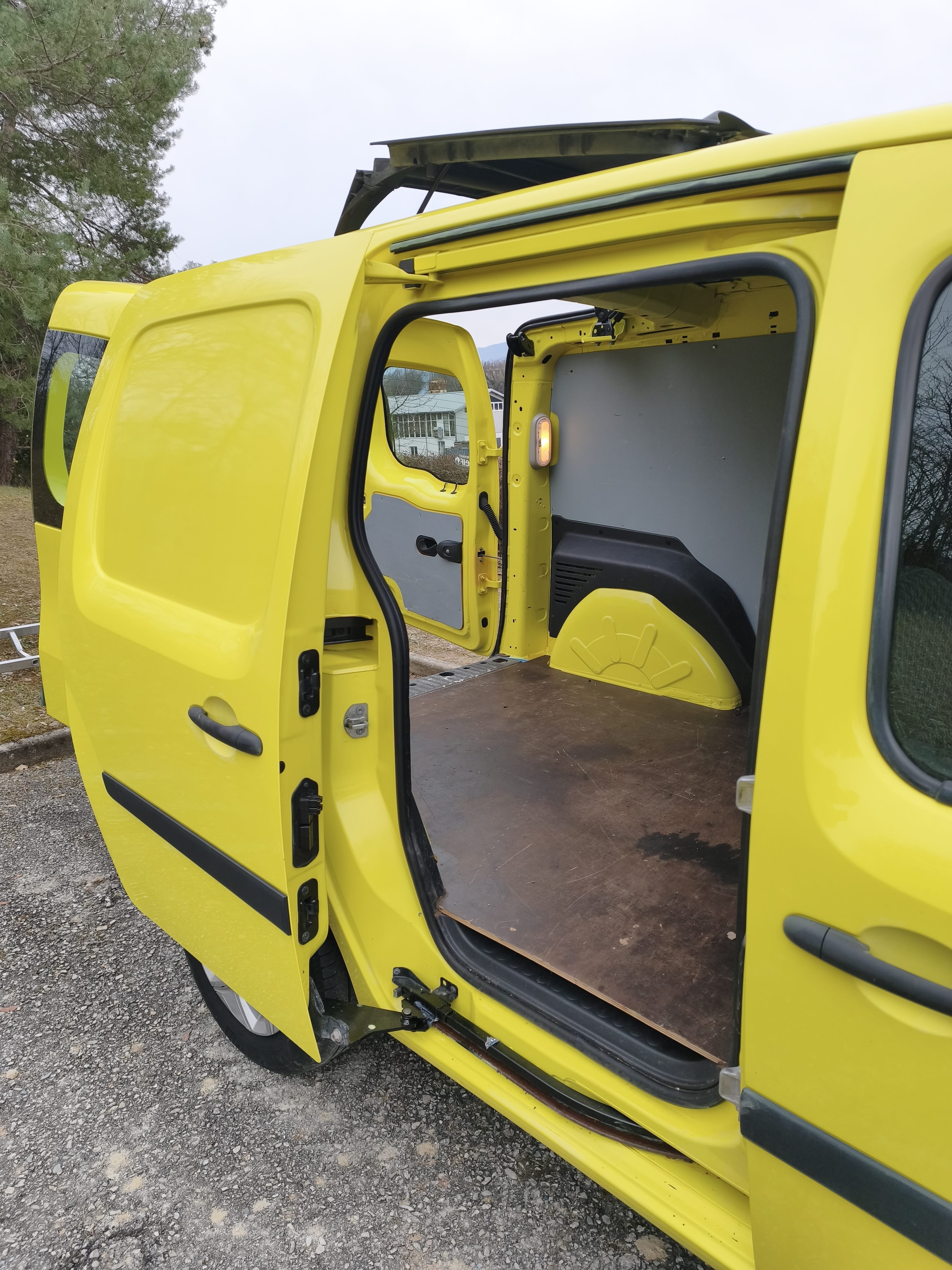Renault Kangoo Express avec Chaines