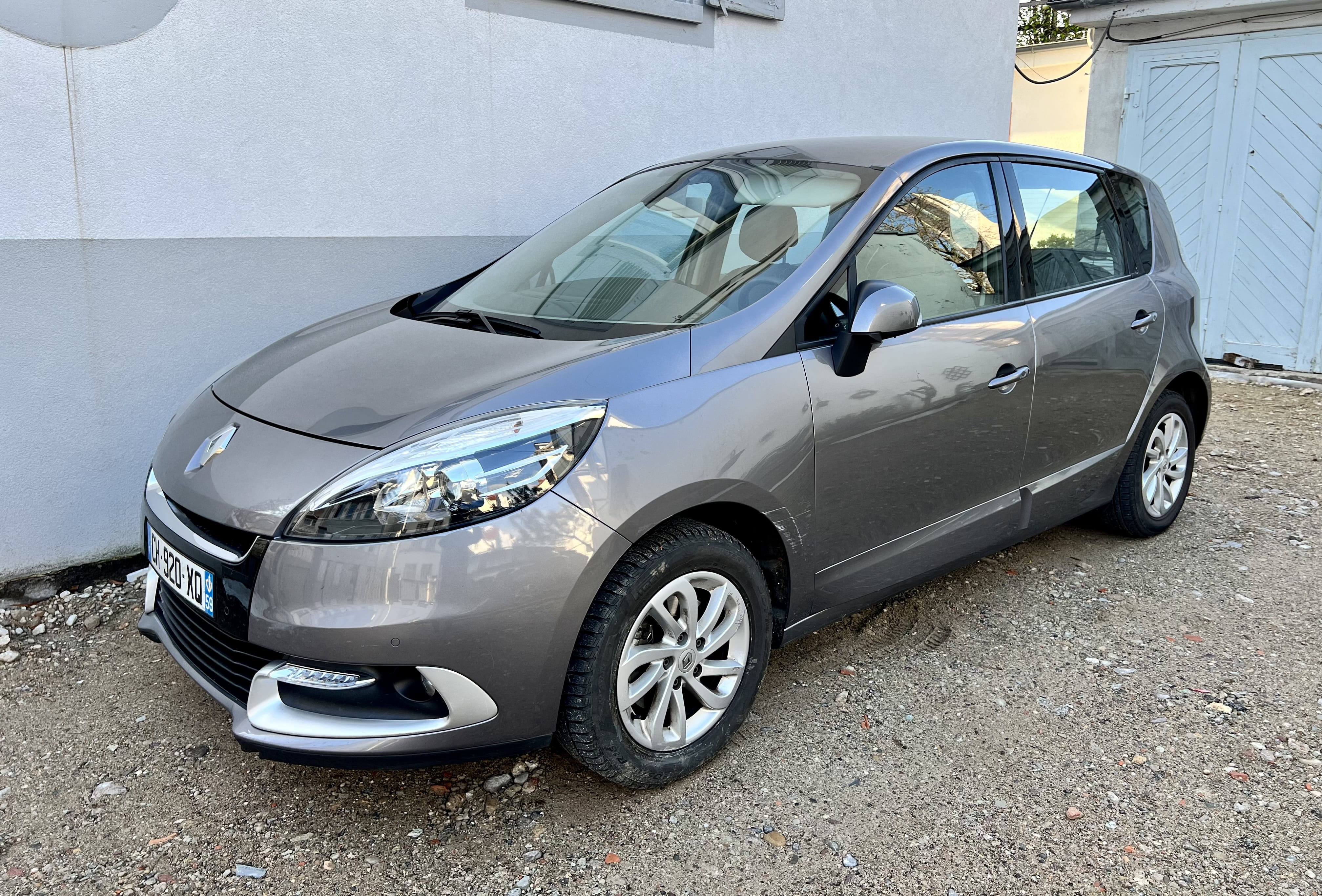 Renault Scenic Super-ethanol SP95 ou E85 d'origine, 2012, Essence 95