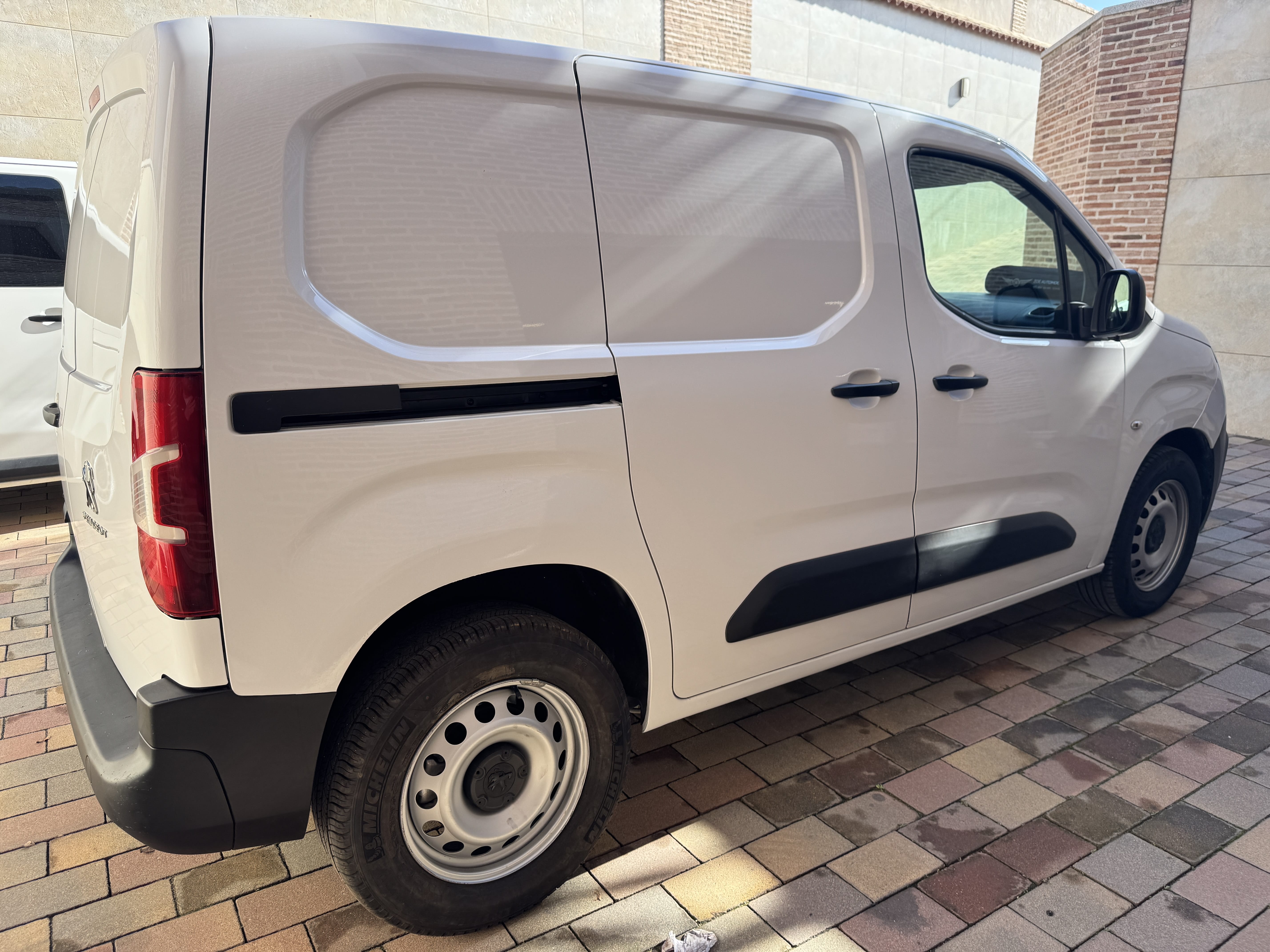 Peugeot Partner con Control de velocidad