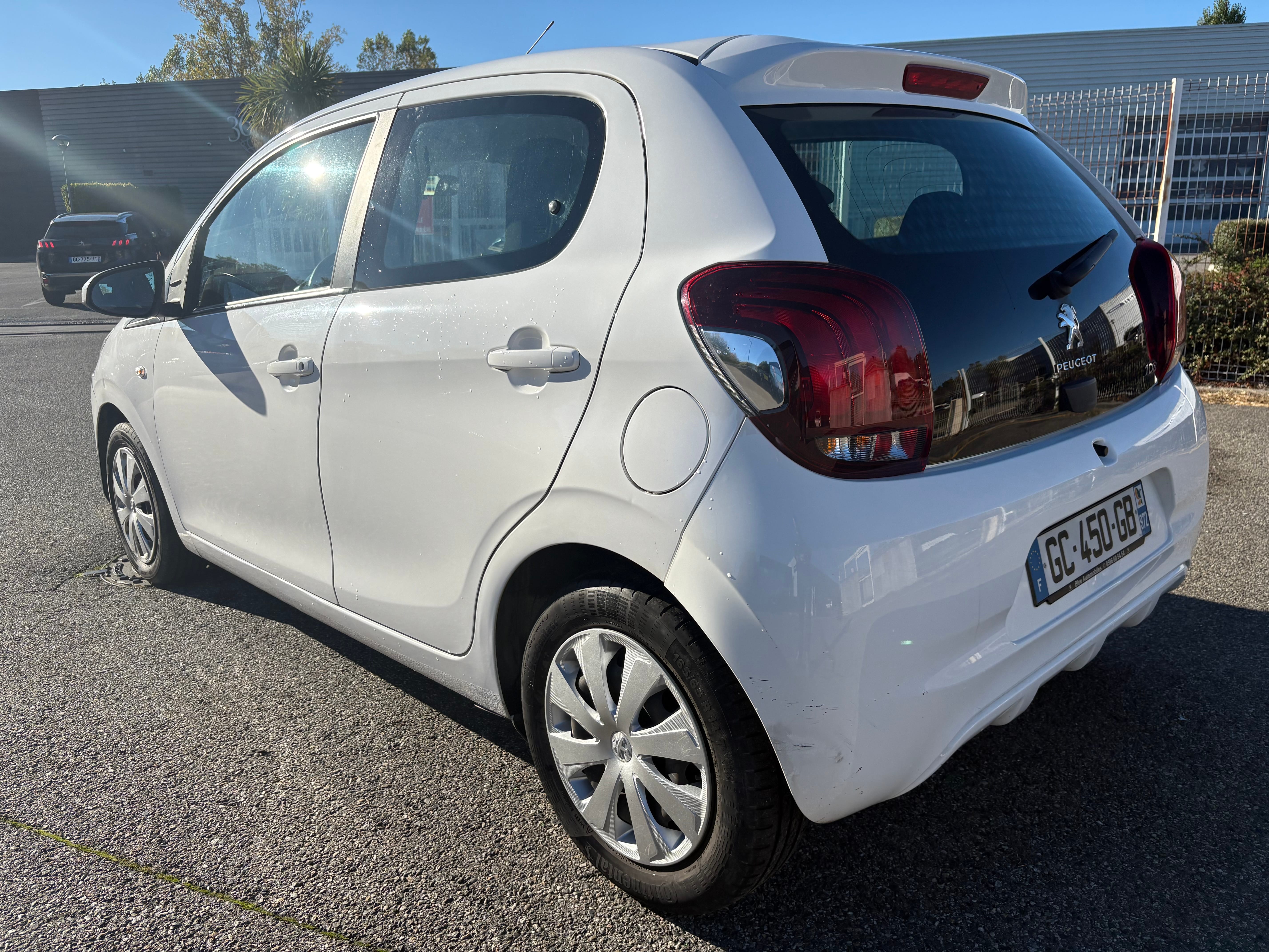Peugeot 108 avec GPS