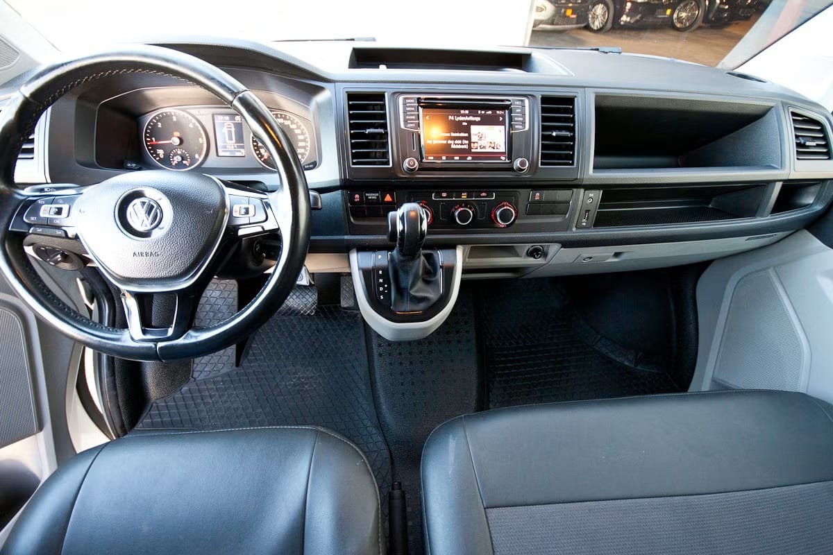 Volkswagen Transporter with GPS