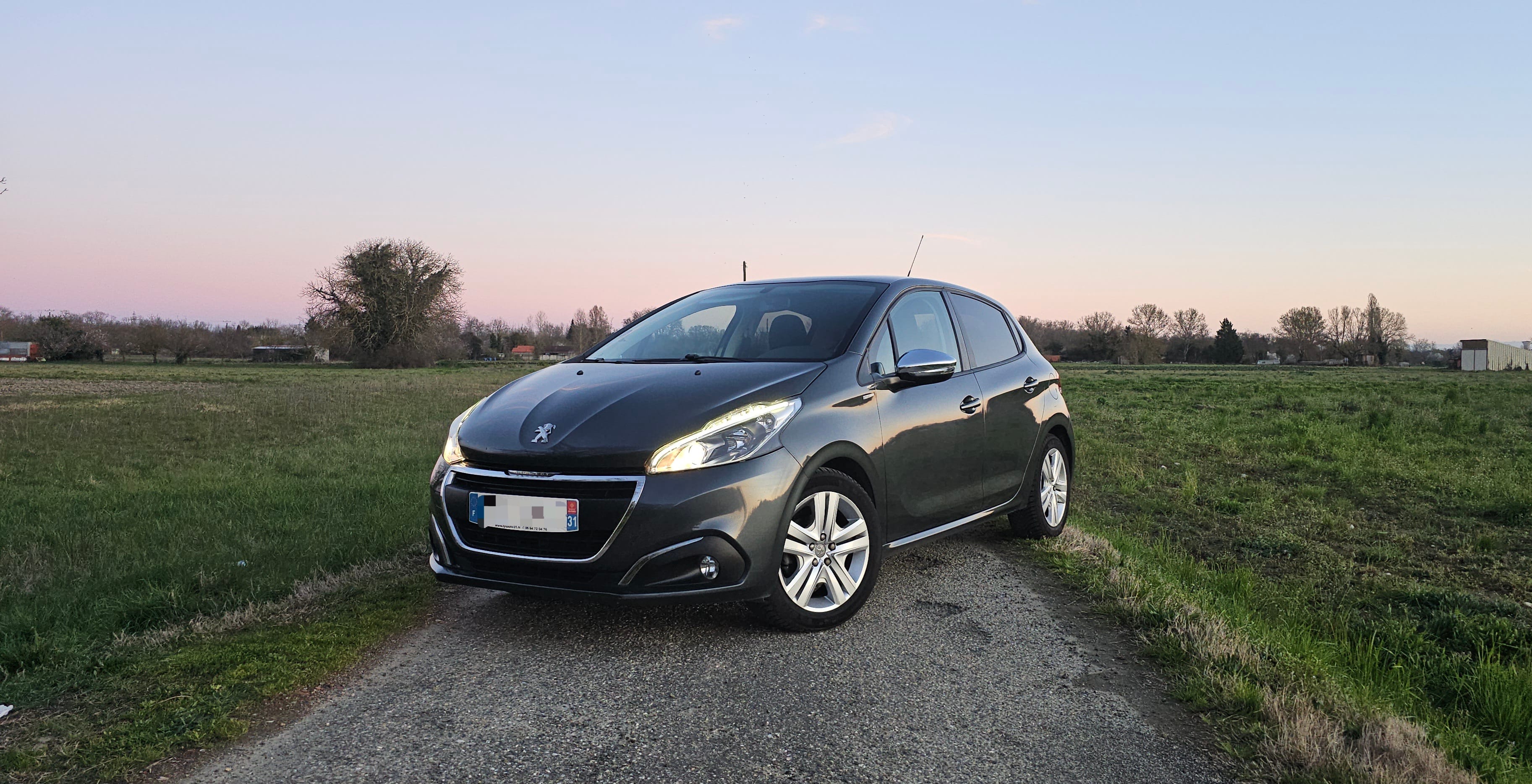 Peugeot 208, 2017, Essence 95