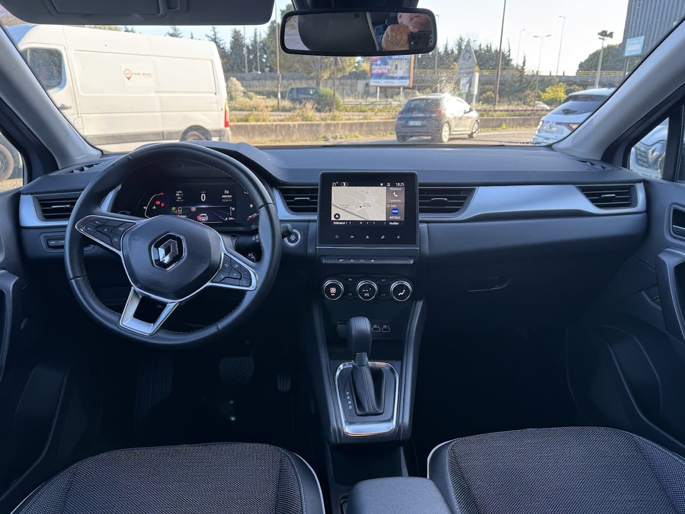 Renault Captur Hybride BV auto GX570TN avec Régulateur de vitesse