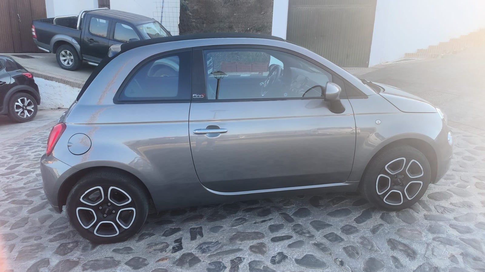 Fiat 500 C Híbrido Cabriolet met Bluetooth audio