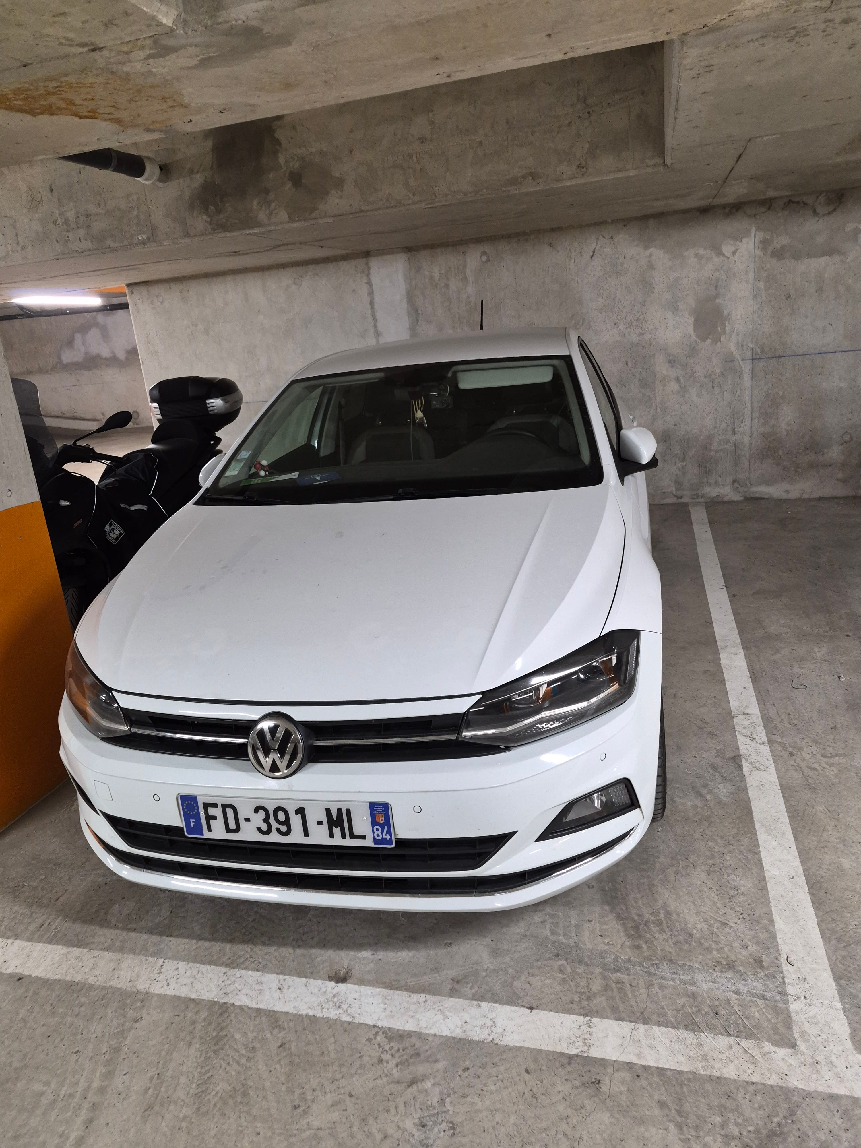Volkswagen Polo, 2019, Essence 95, automatique