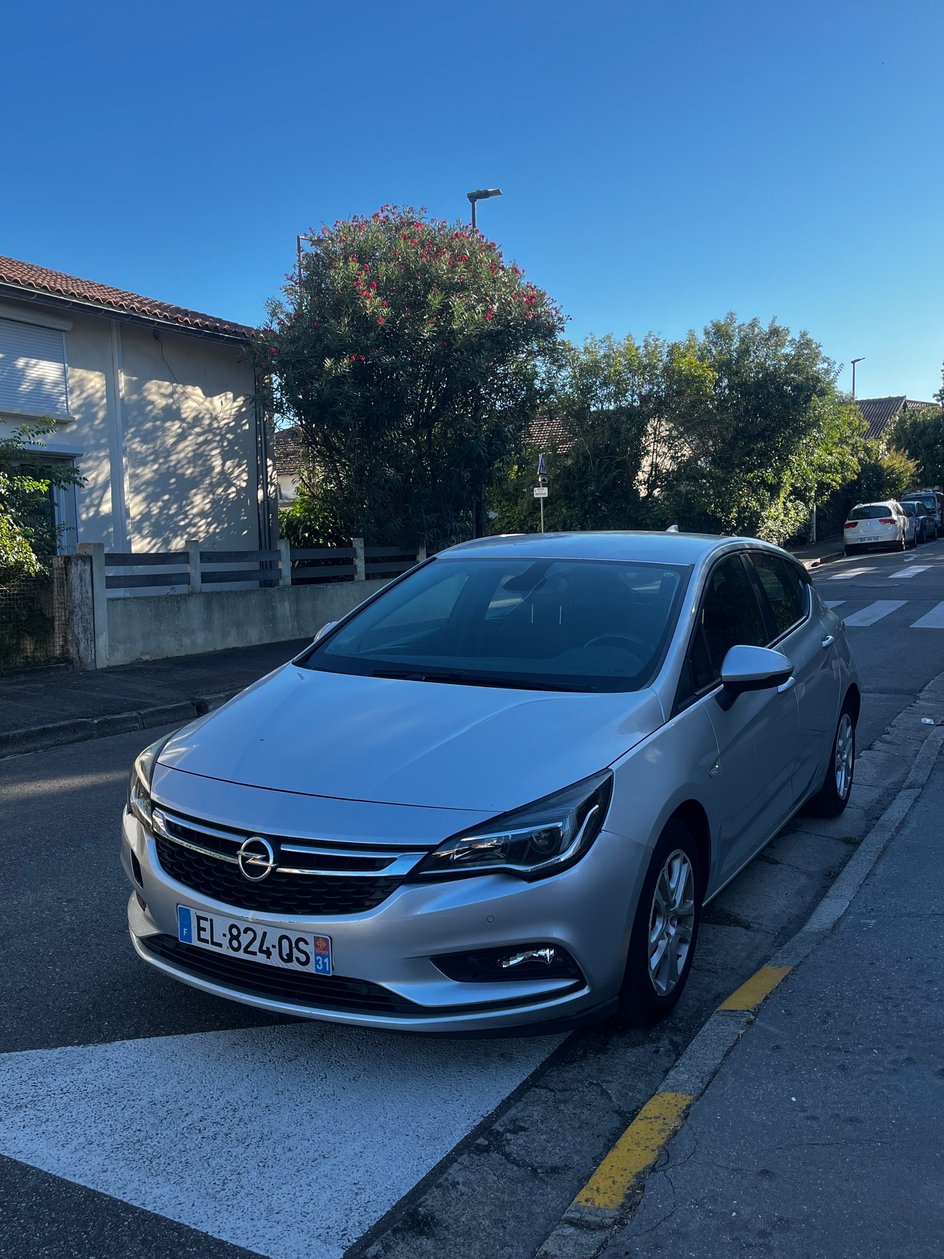 Opel Astra, 2017, Essence 95