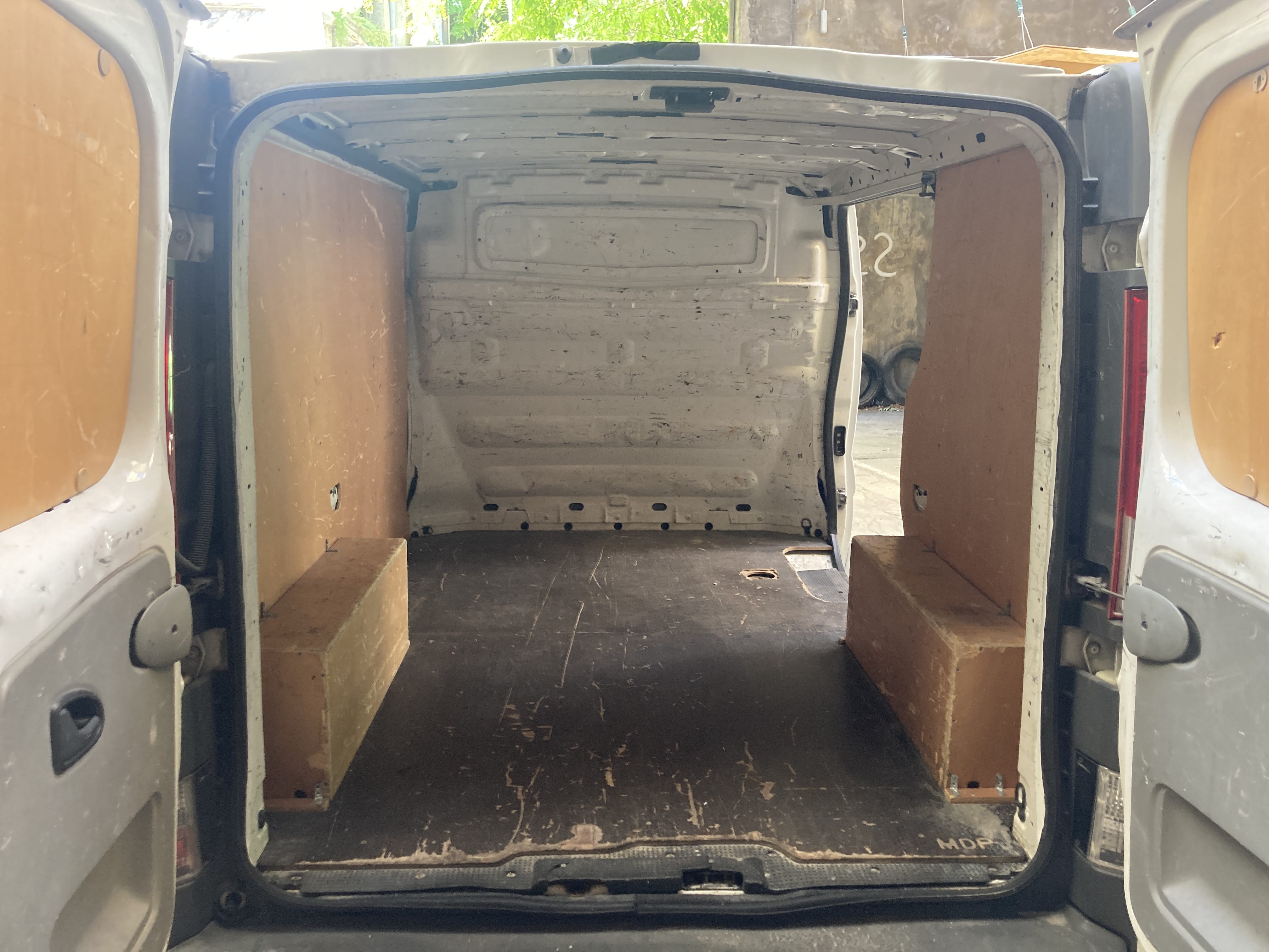 Renault Trafic 2.0 DCI 90ch Régulateur vitesse avec Entrée audio / iPod