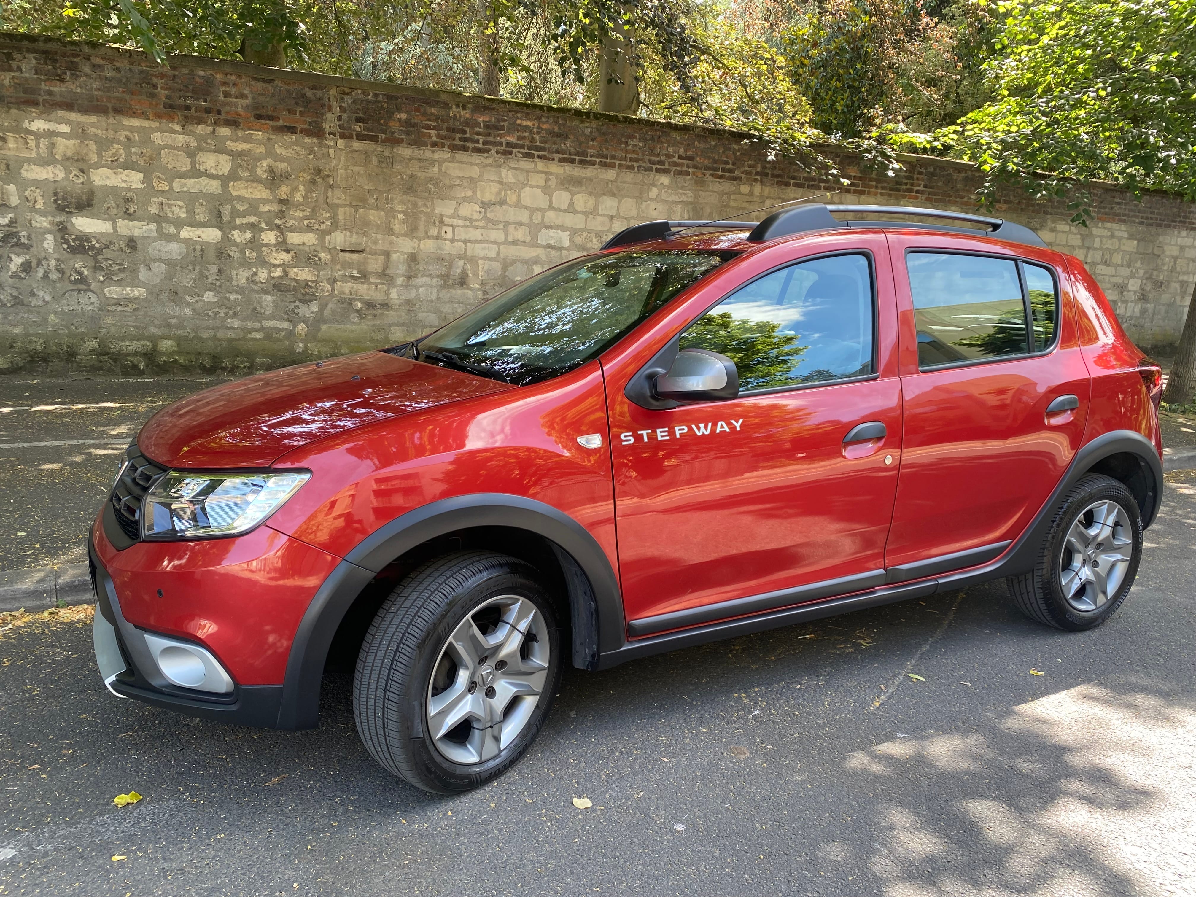 Dacia Sandero Stepway with Air conditioning