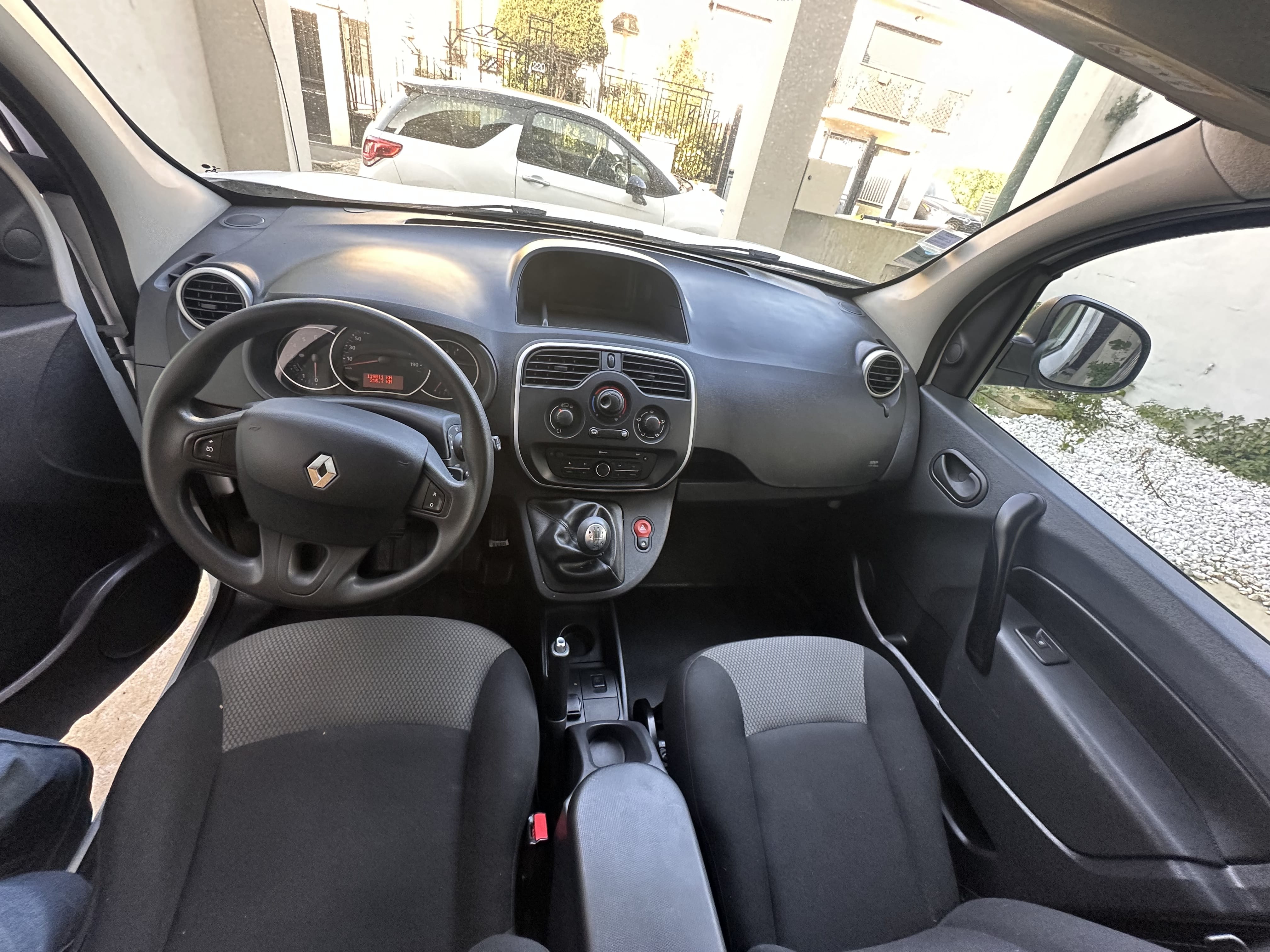 Renault Kangoo Express - Etat neuf - Diesel - parking réservé