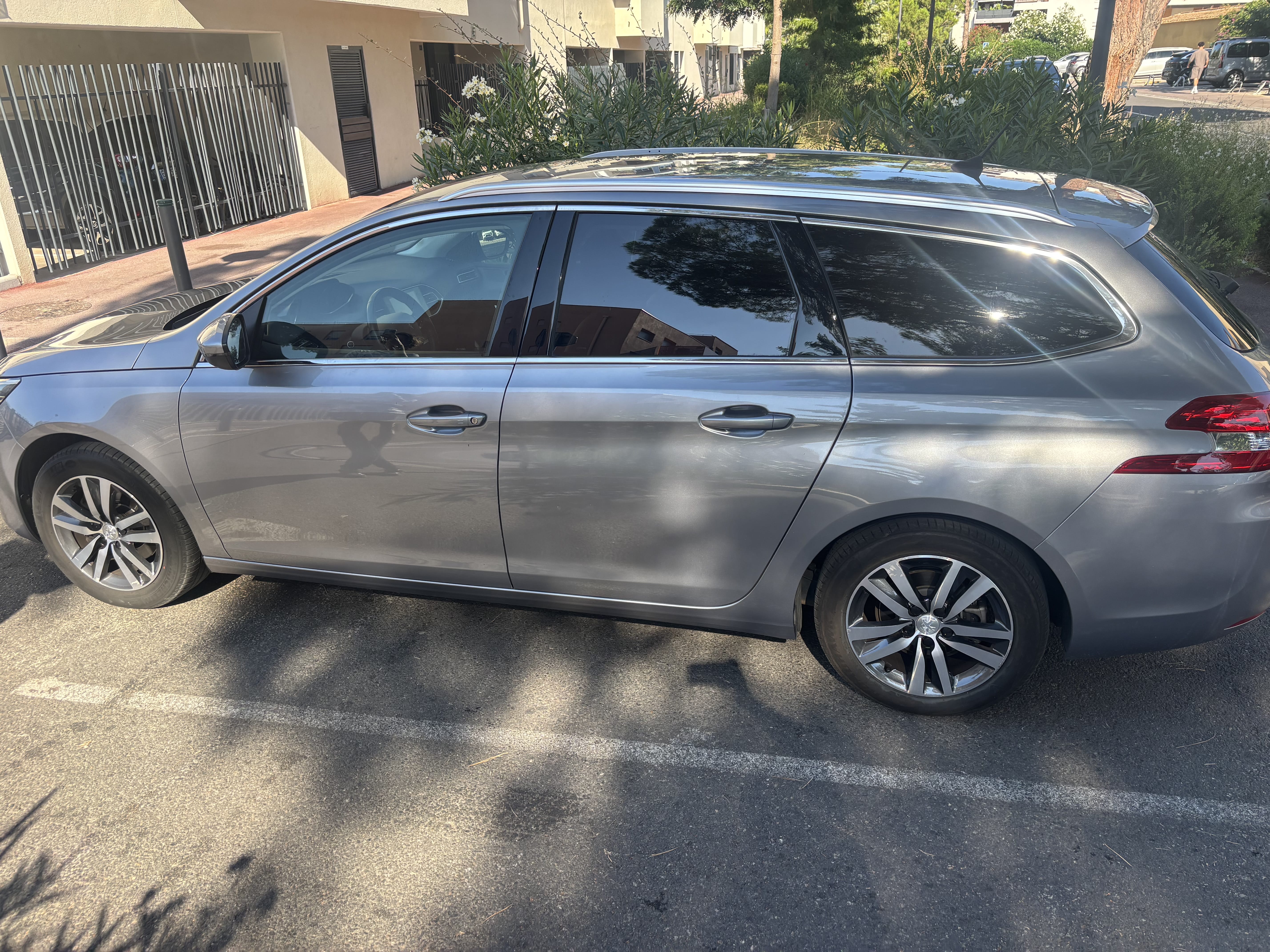 Peugeot 308 SW avec Climatisation