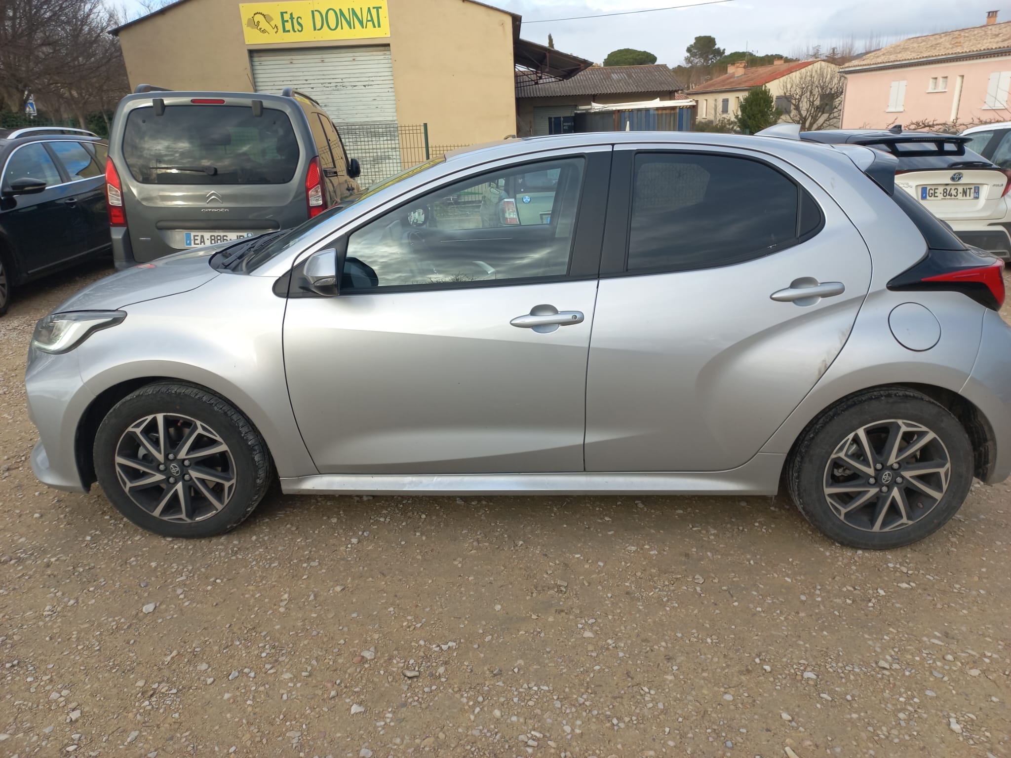 Toyota Yaris with Apple CarPlay