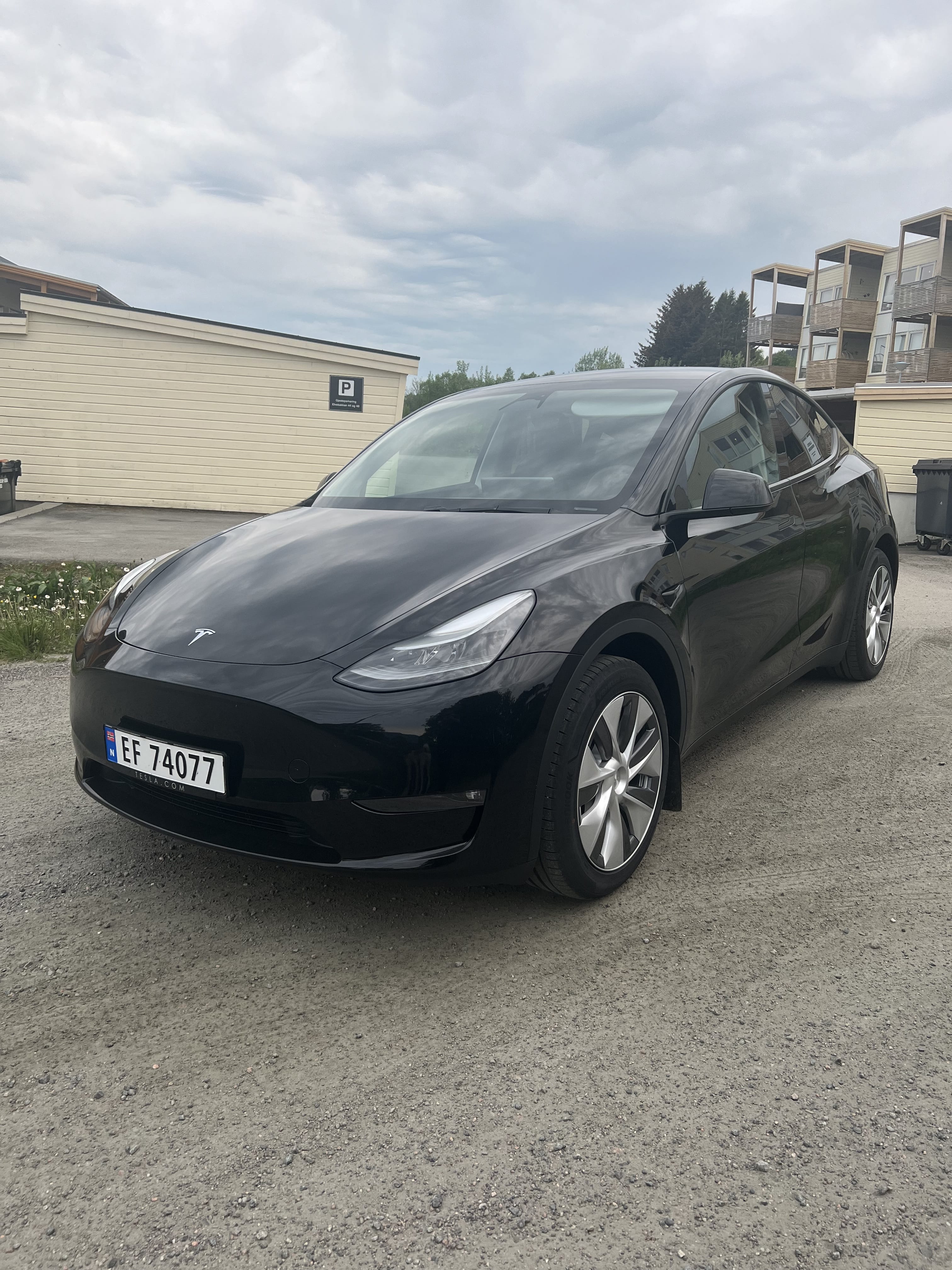 Tesla Model Y, 2023, Elektrisk, automatisk