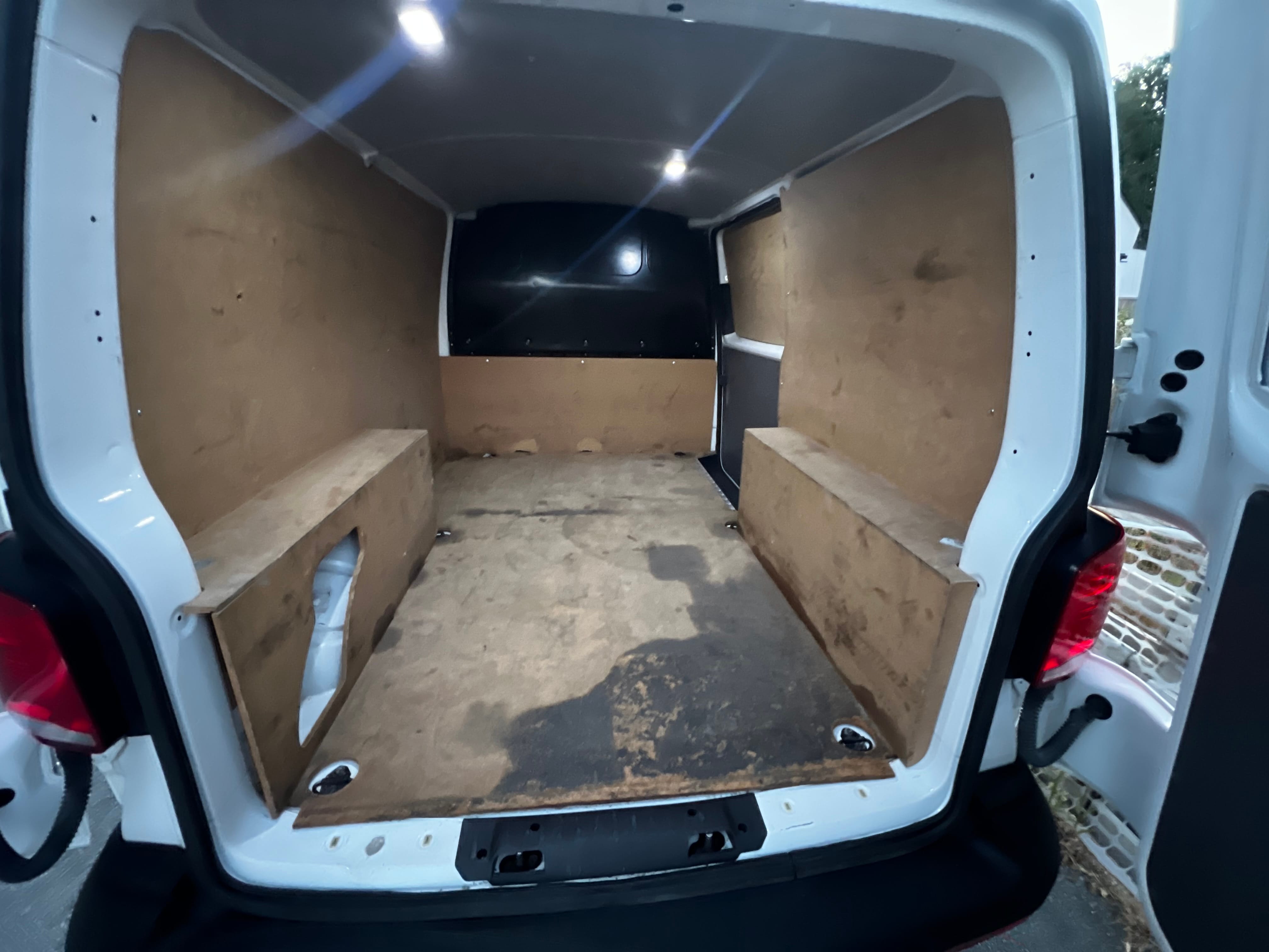 Volkswagen Transporter 6.1 Business Line avec Climatisation