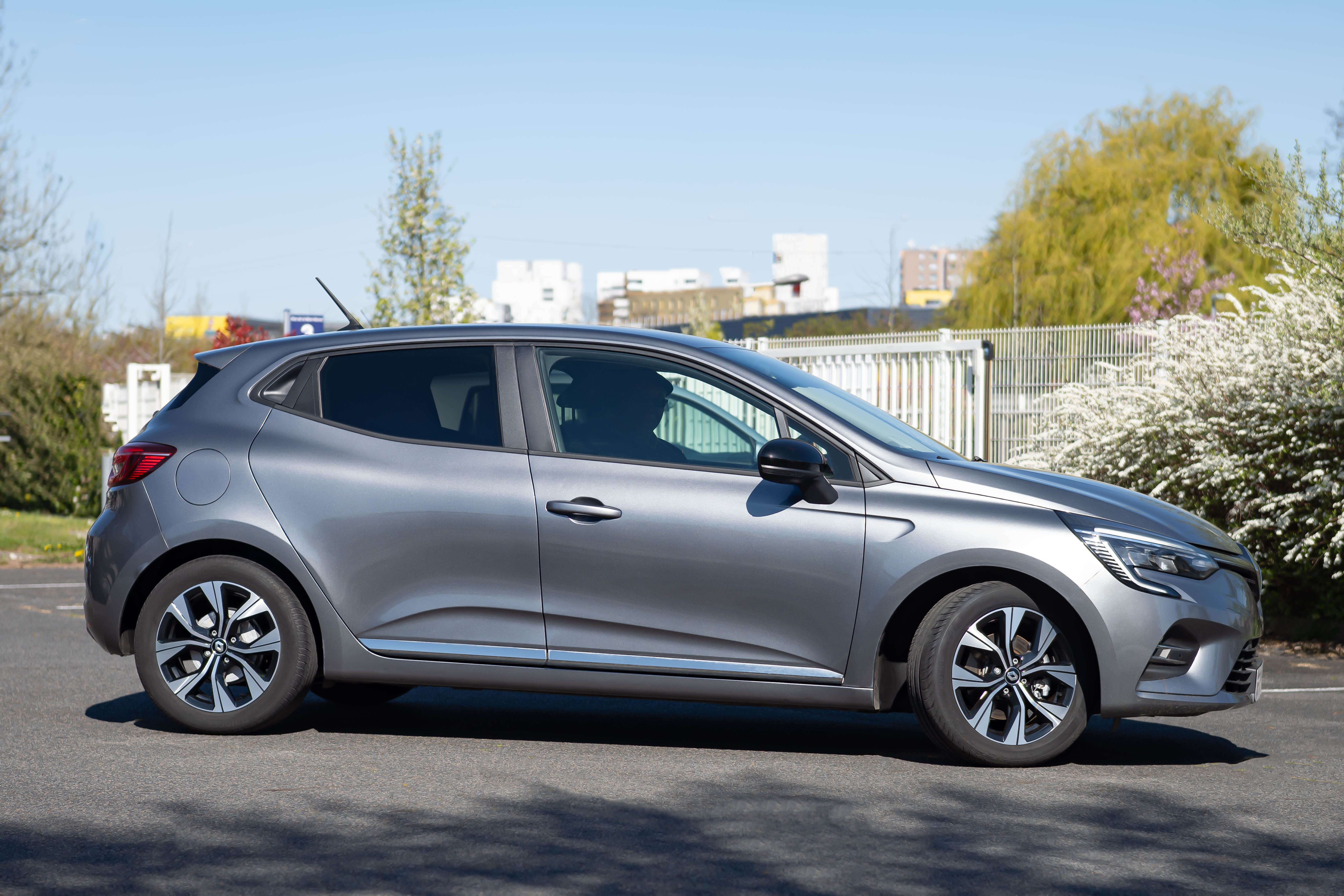 Renault Clio E-tech avec Climatisation