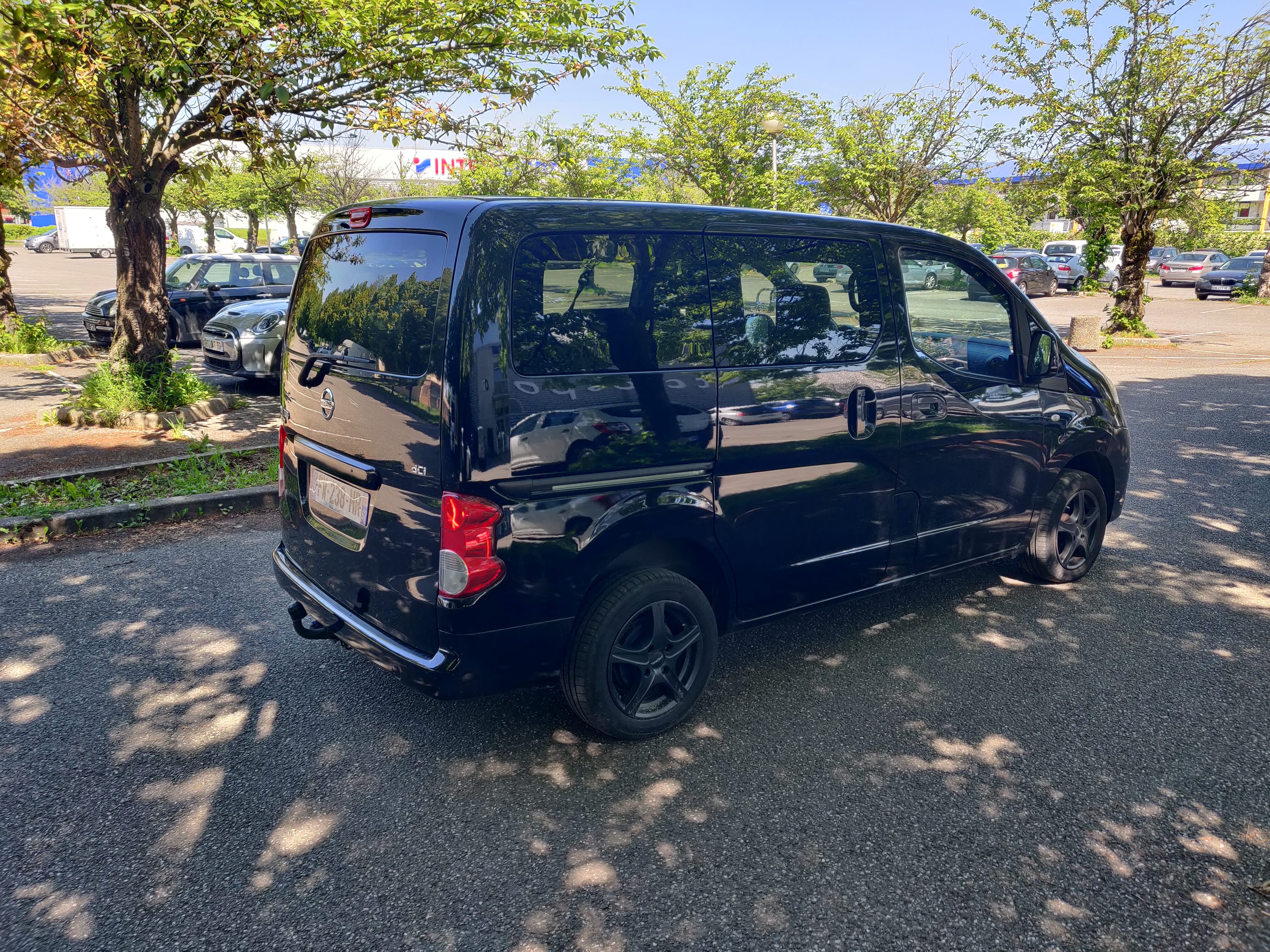 Nissan NV200 Combi avec GPS