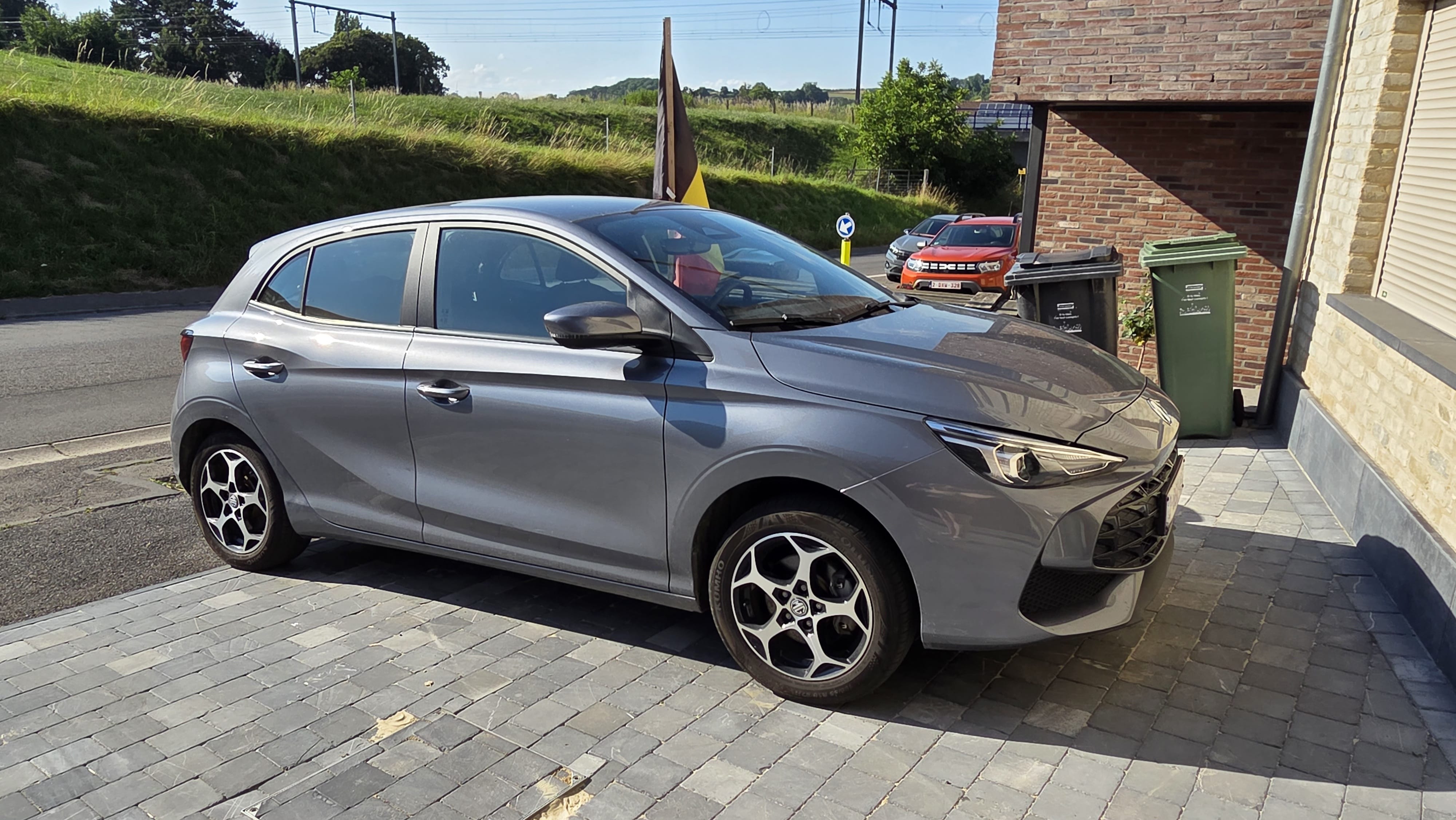 MG MG3, 2025, Euro 95 (E10) / Elektrisch (hybride), automatisch