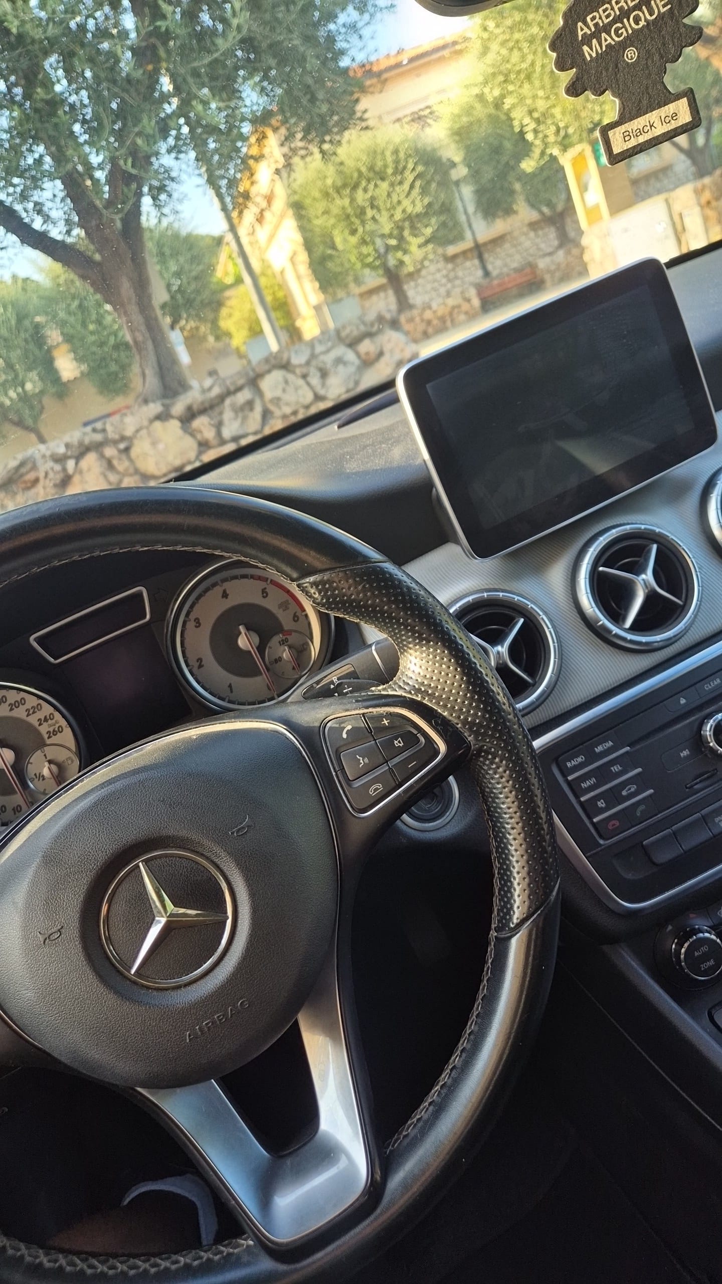Mercedes-Benz CLA 250 avec Régulateur de vitesse