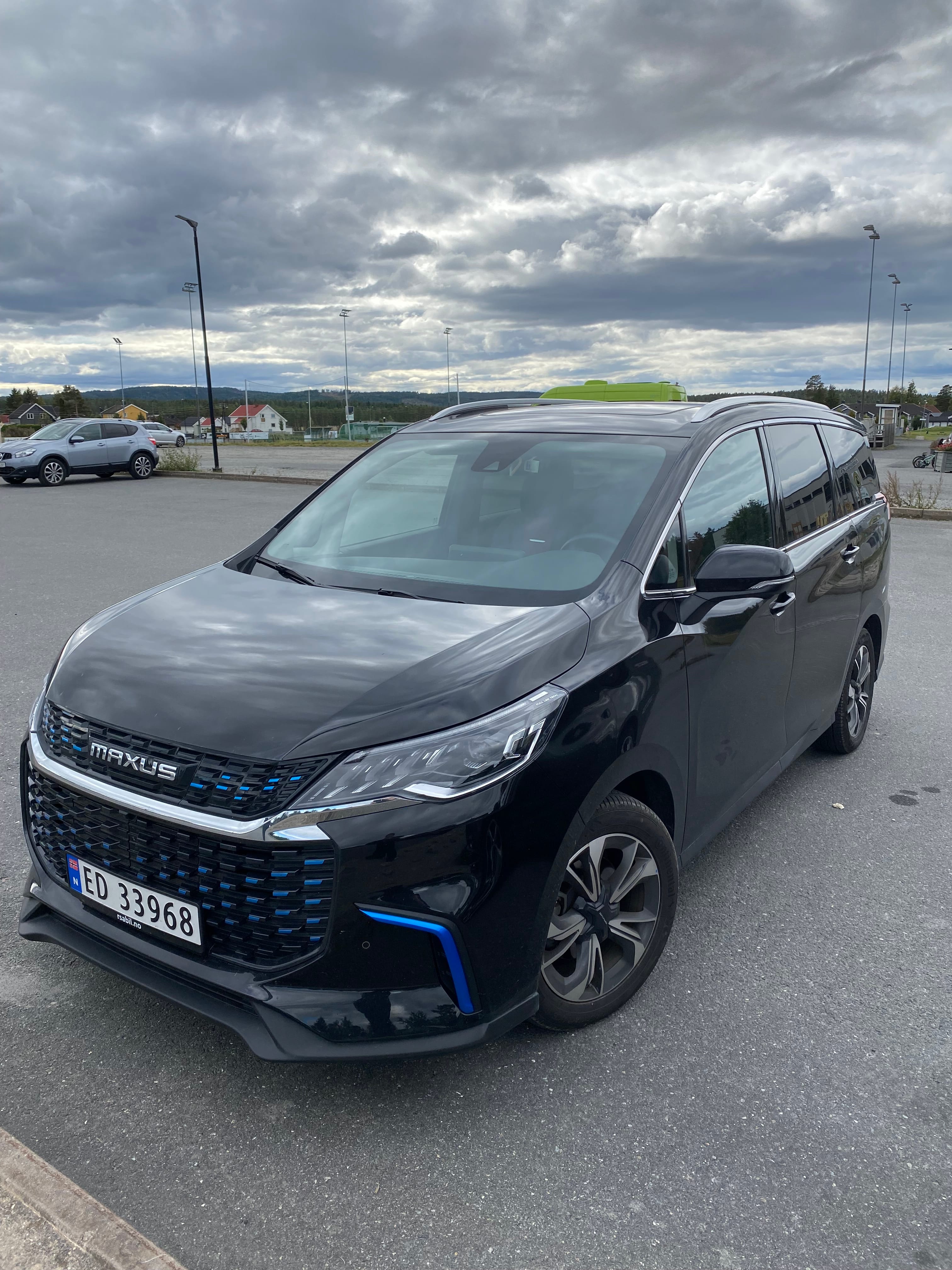 Maxus Euniq, 2021, Elektrisk, automatisk, 7 seter