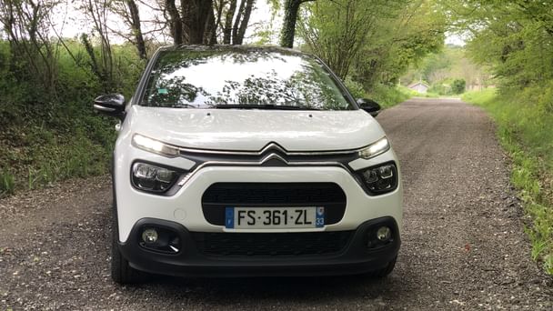 Citroen C3 Louez la Citroën C3 Essence – Confort, Technologie et Économie ! avec GPS