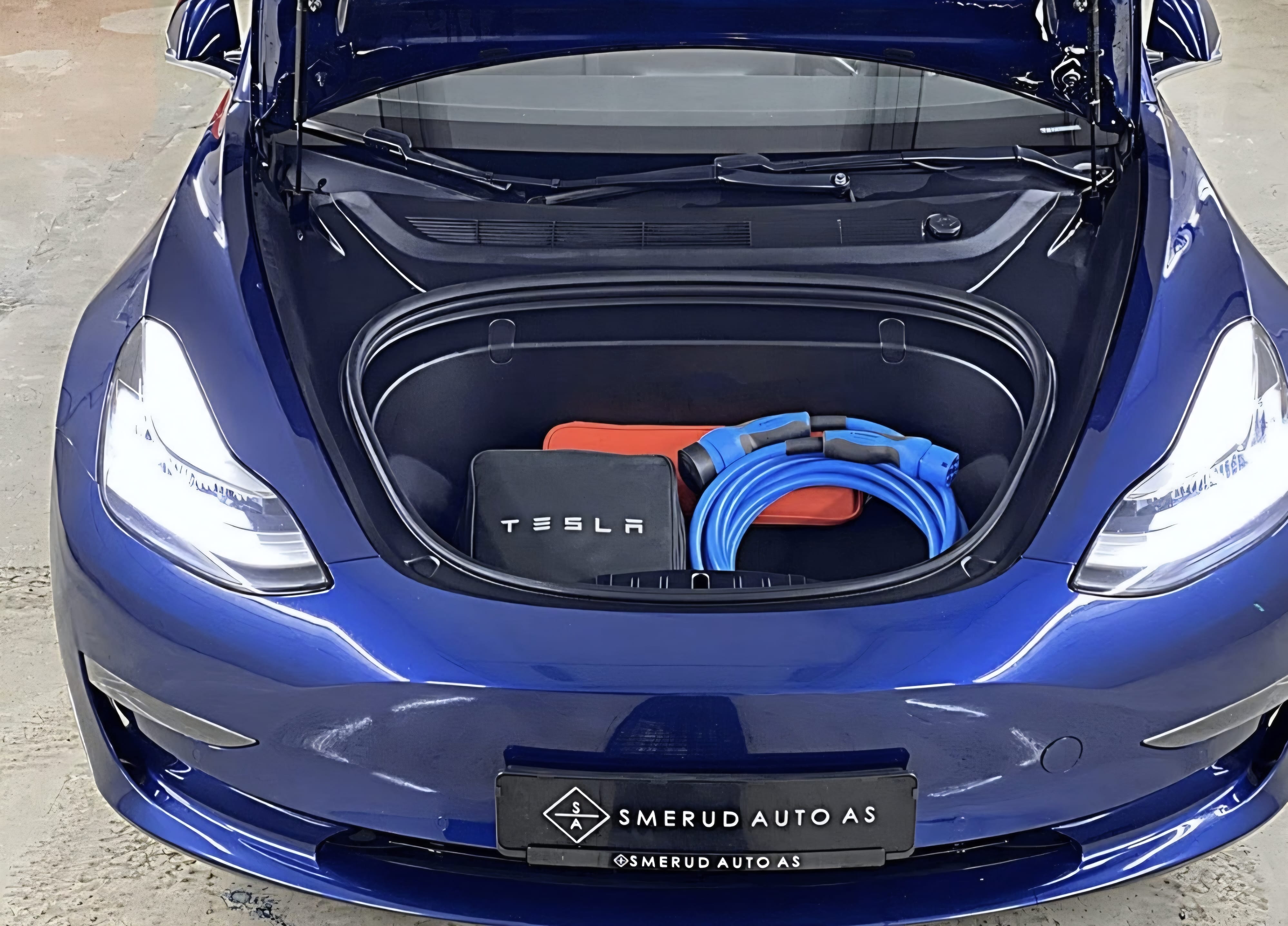 Tesla Model 3 Long Range met Autoradio